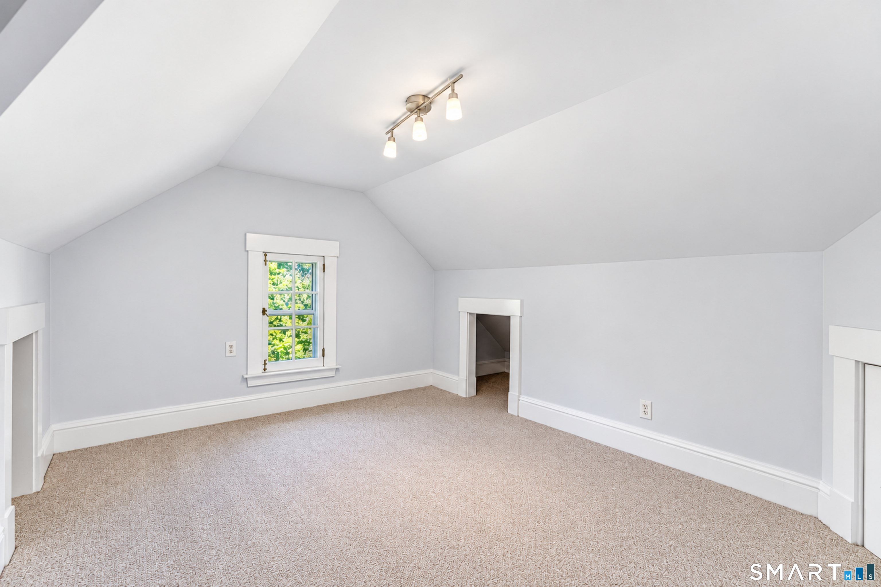 352 Mckinley Avenue Property Photo 25