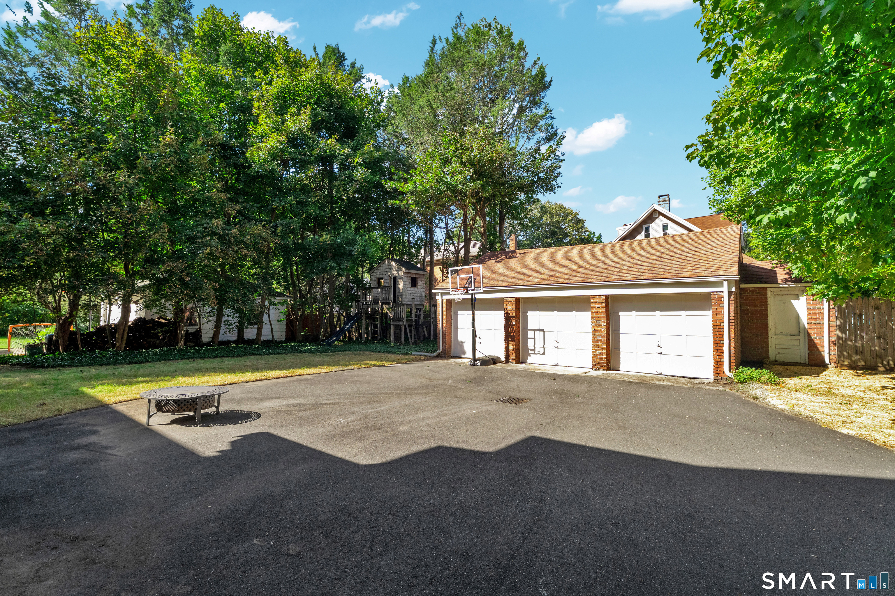 352 Mckinley Avenue Property Photo 33