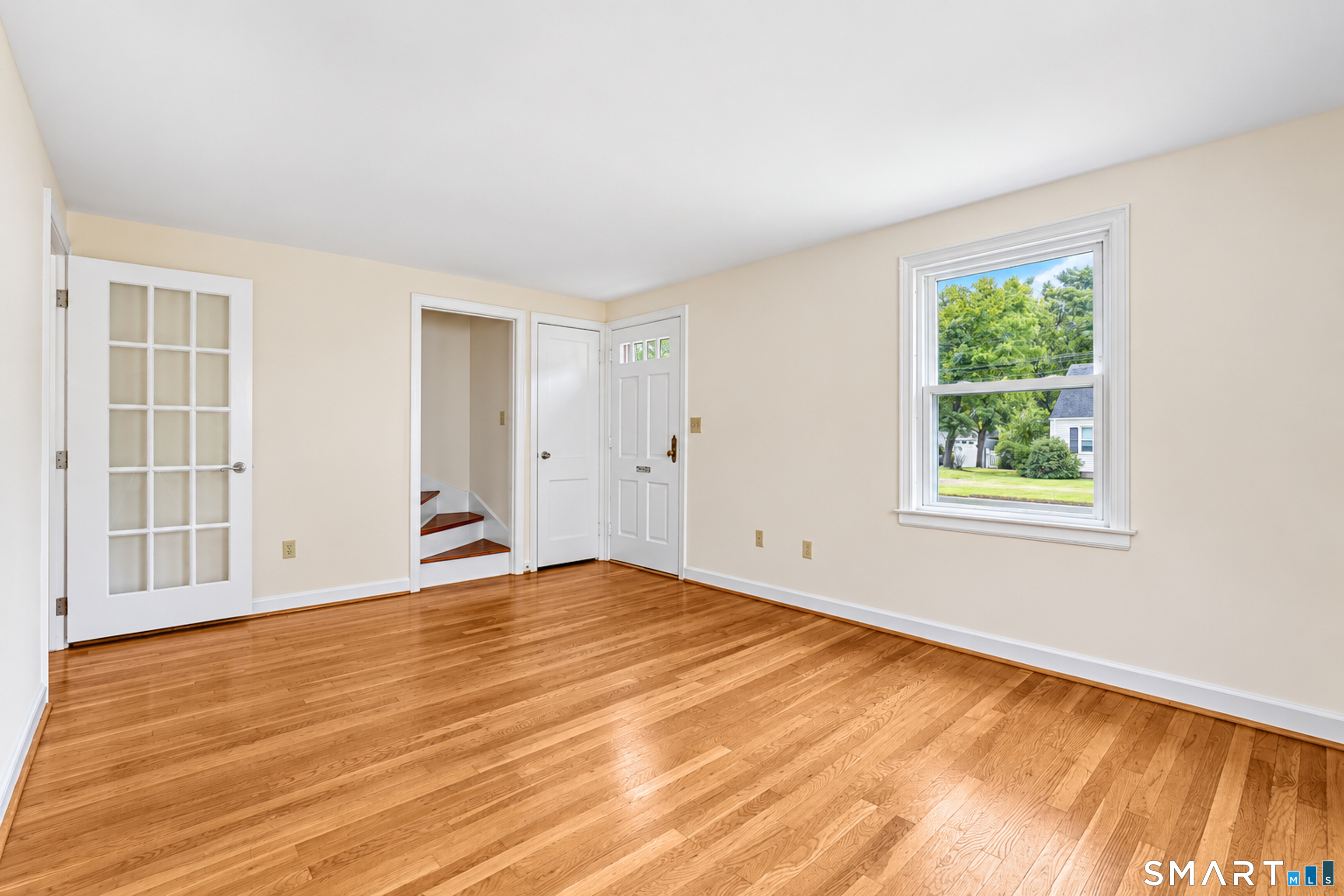 21 Monroe Street Property Photo 5