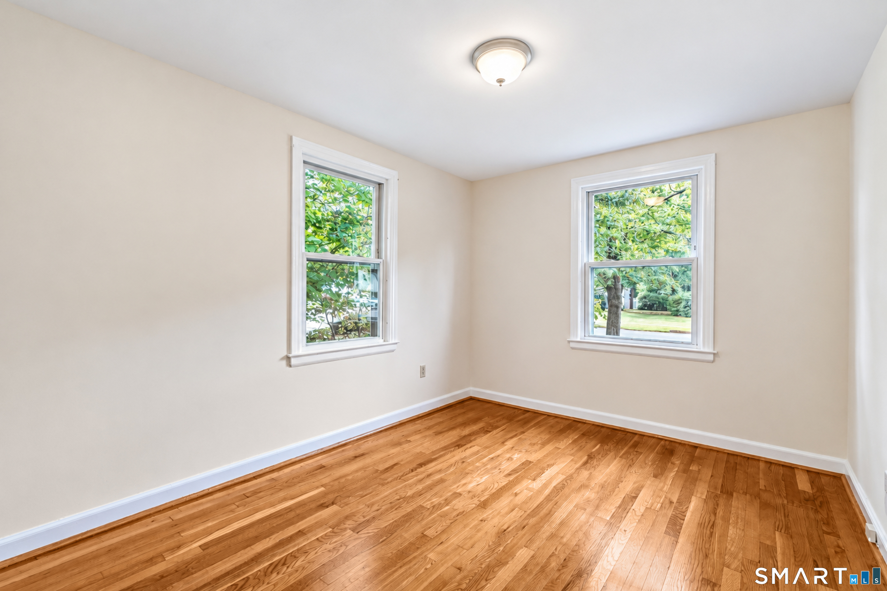 21 Monroe Street Property Photo 13