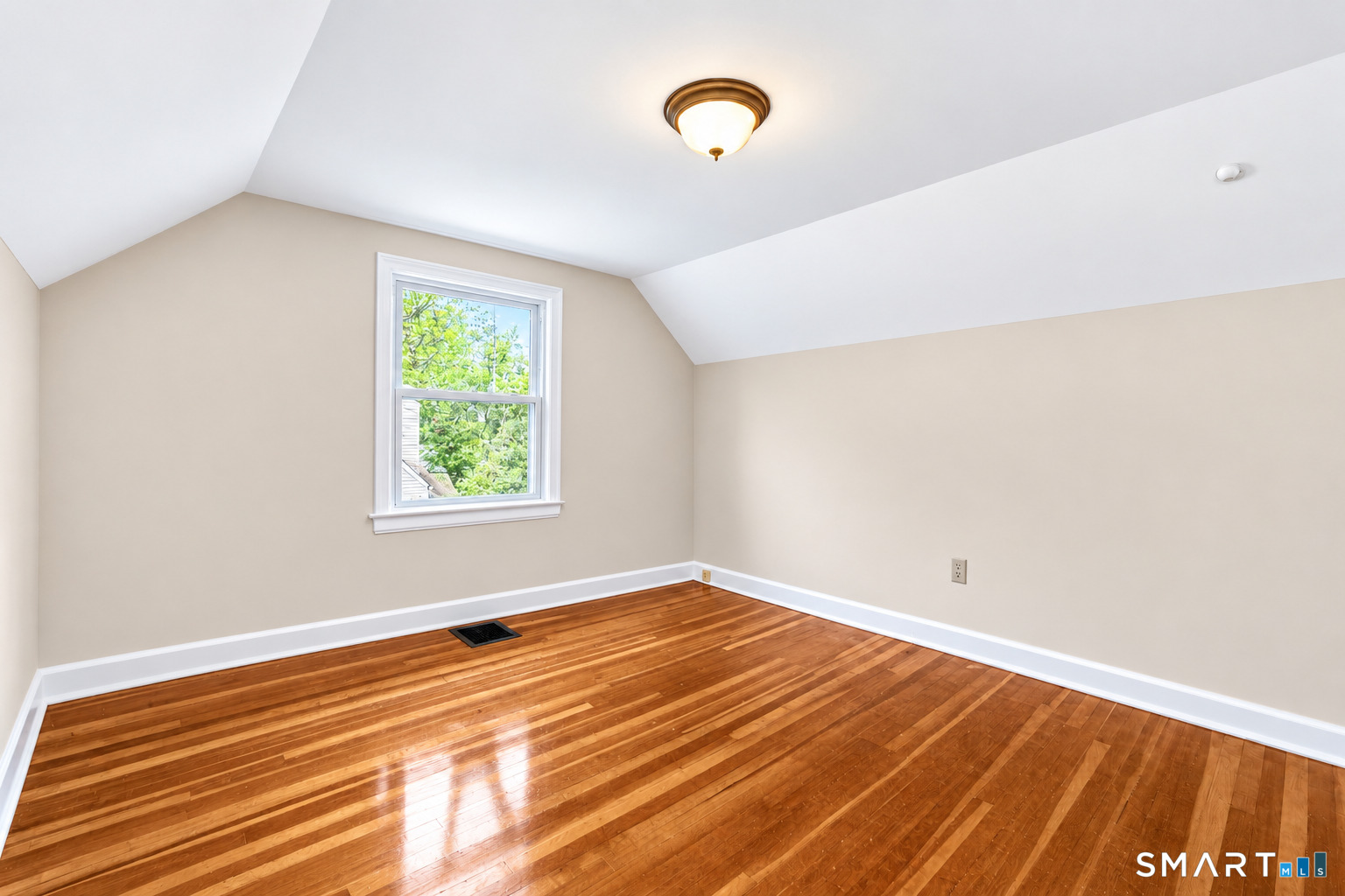 21 Monroe Street Property Photo 21