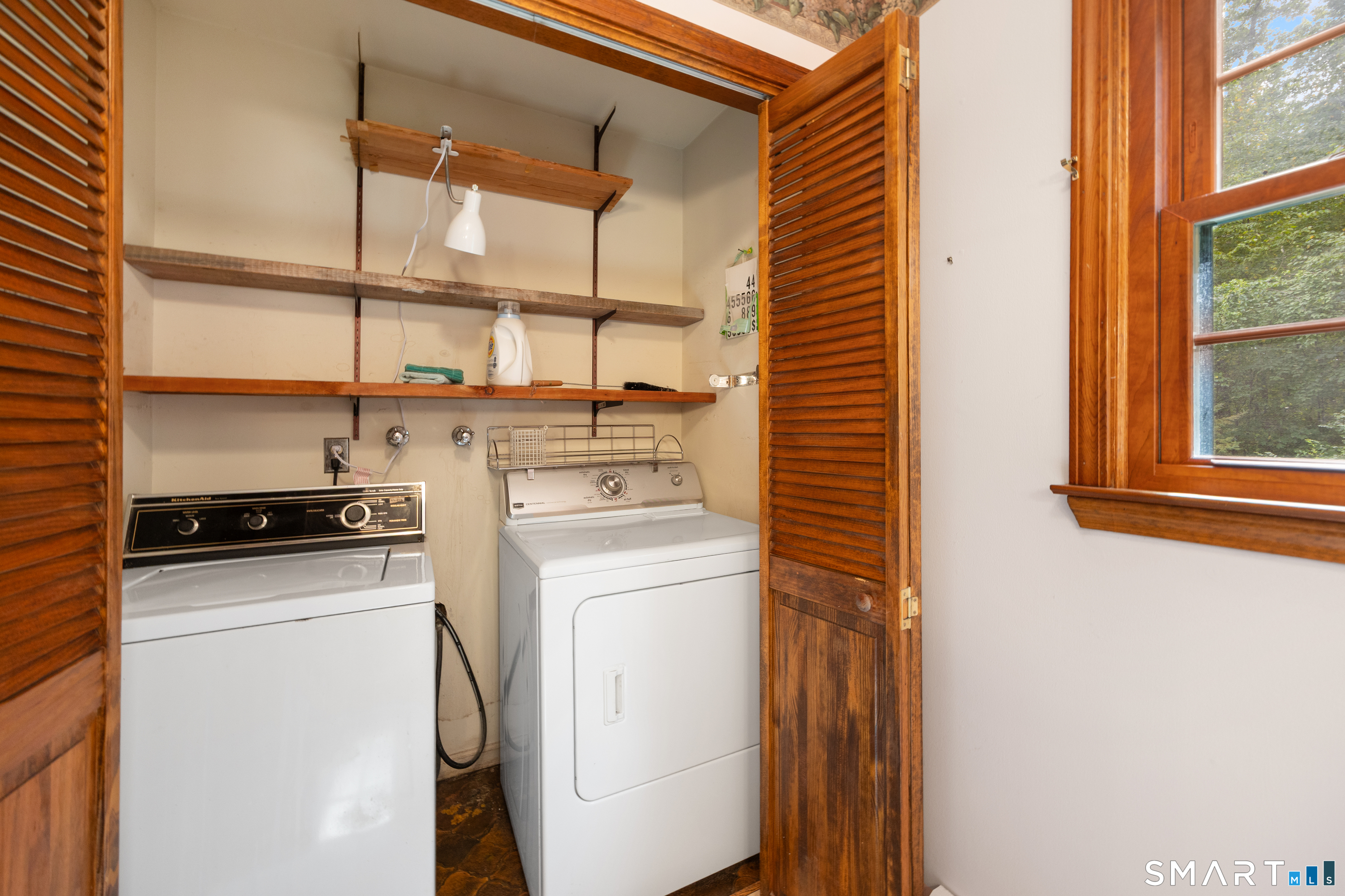 1321 Purchase Brook Road Property Photo 10
