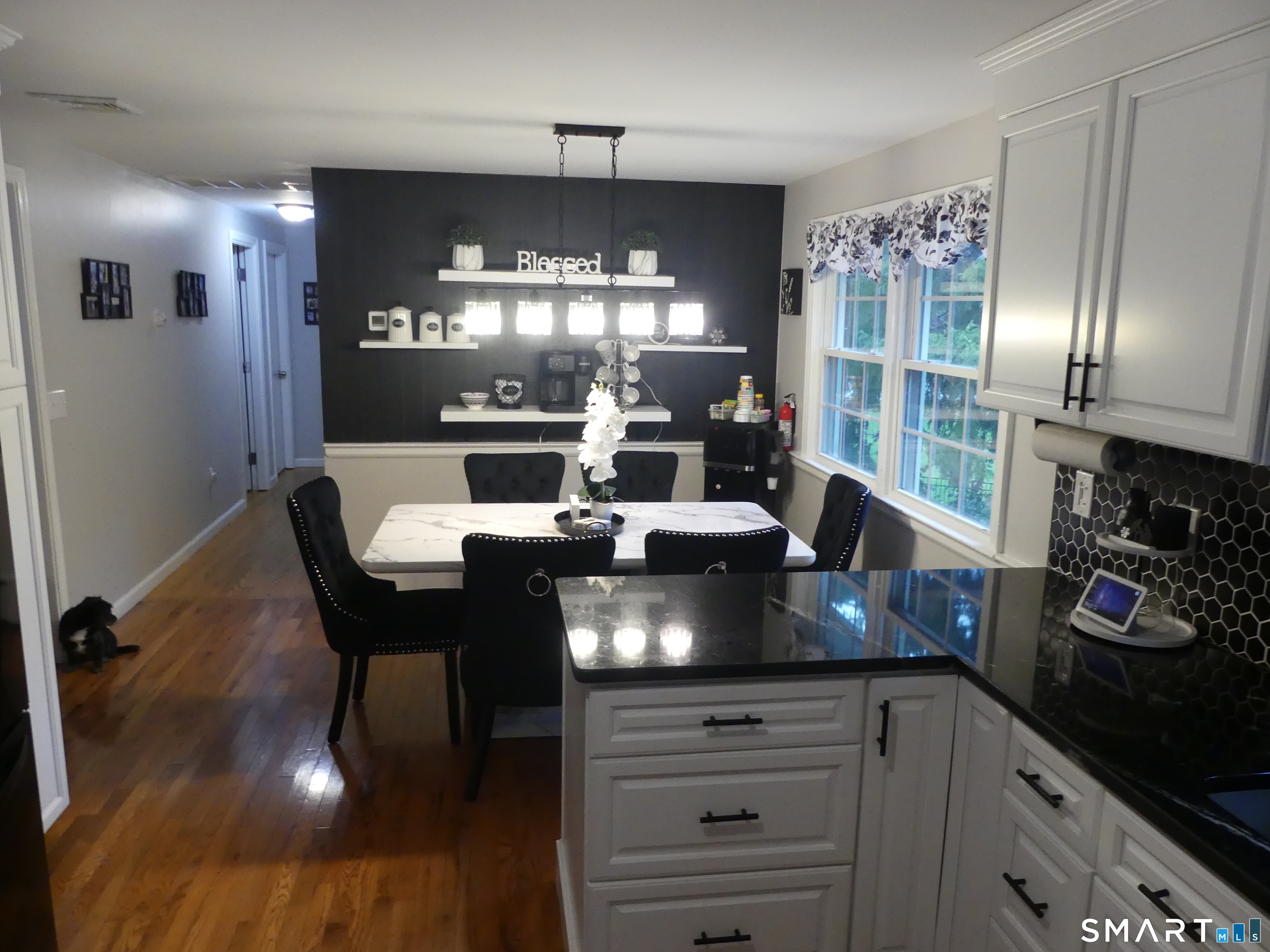 320 Jerome Avenue Property Photo 7