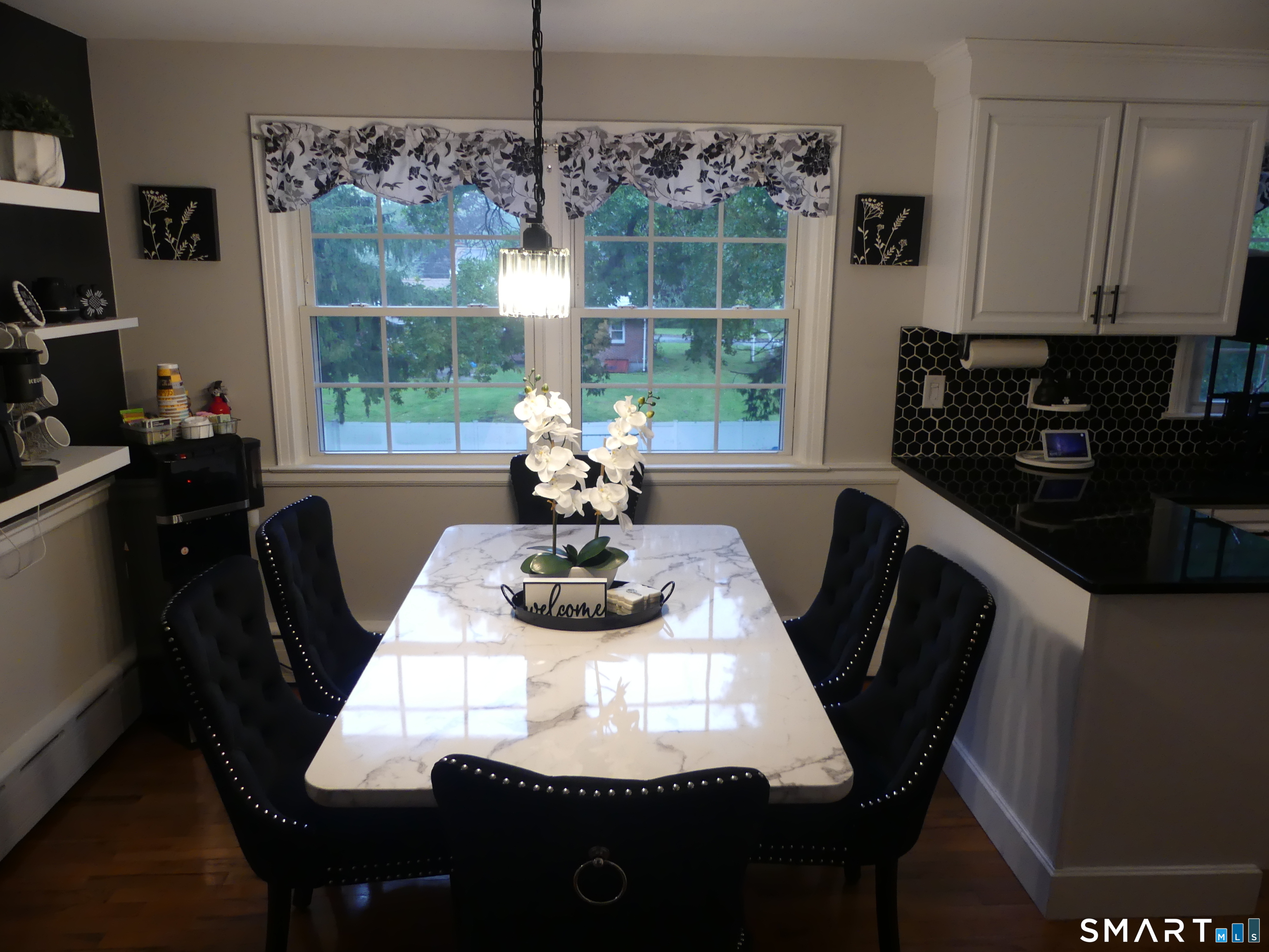 320 Jerome Avenue Property Photo 10
