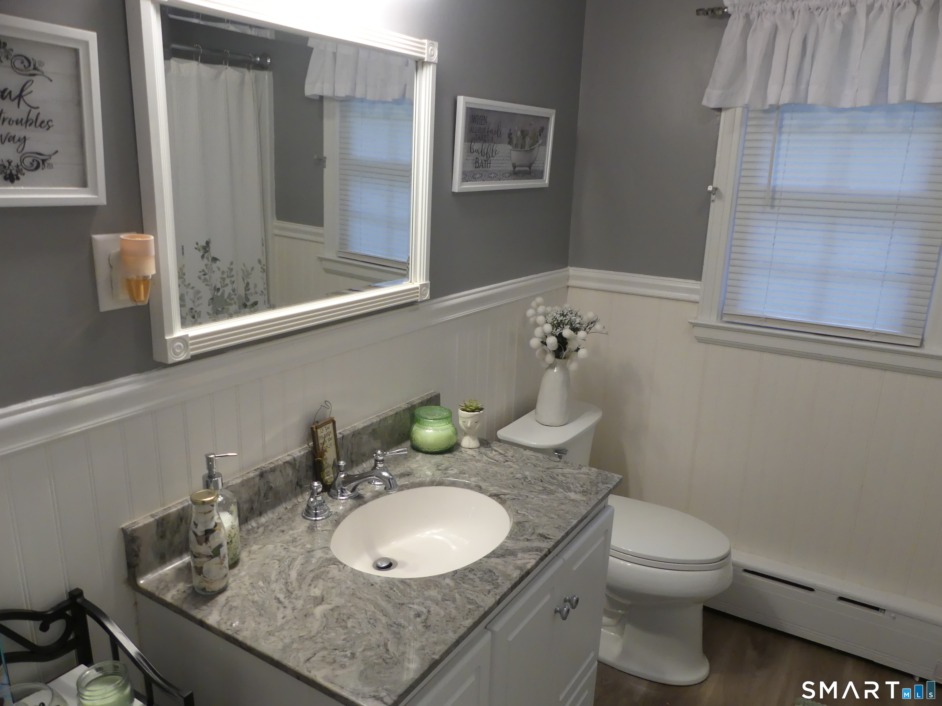 320 Jerome Avenue Property Photo 11