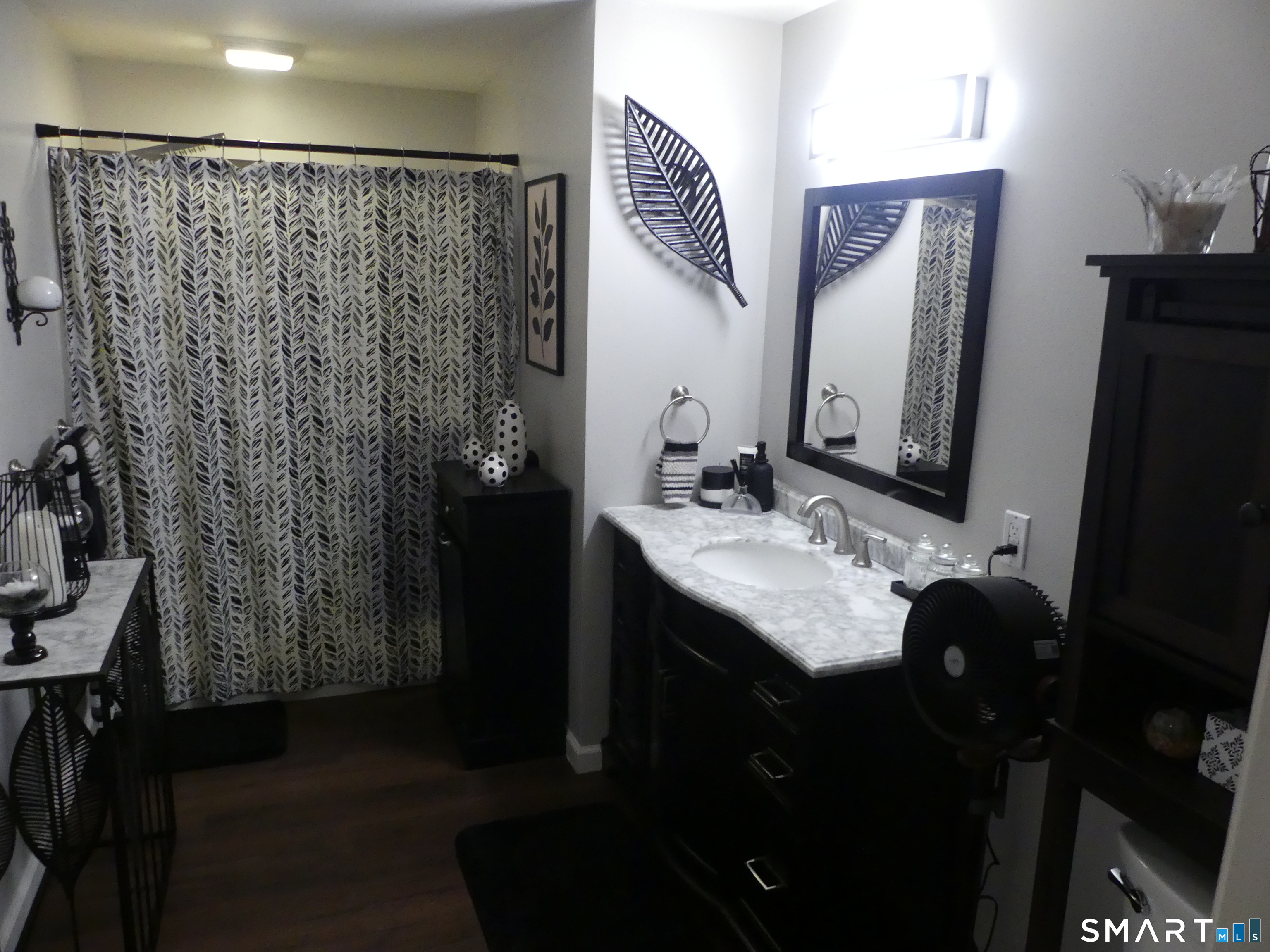 320 Jerome Avenue Property Photo 16