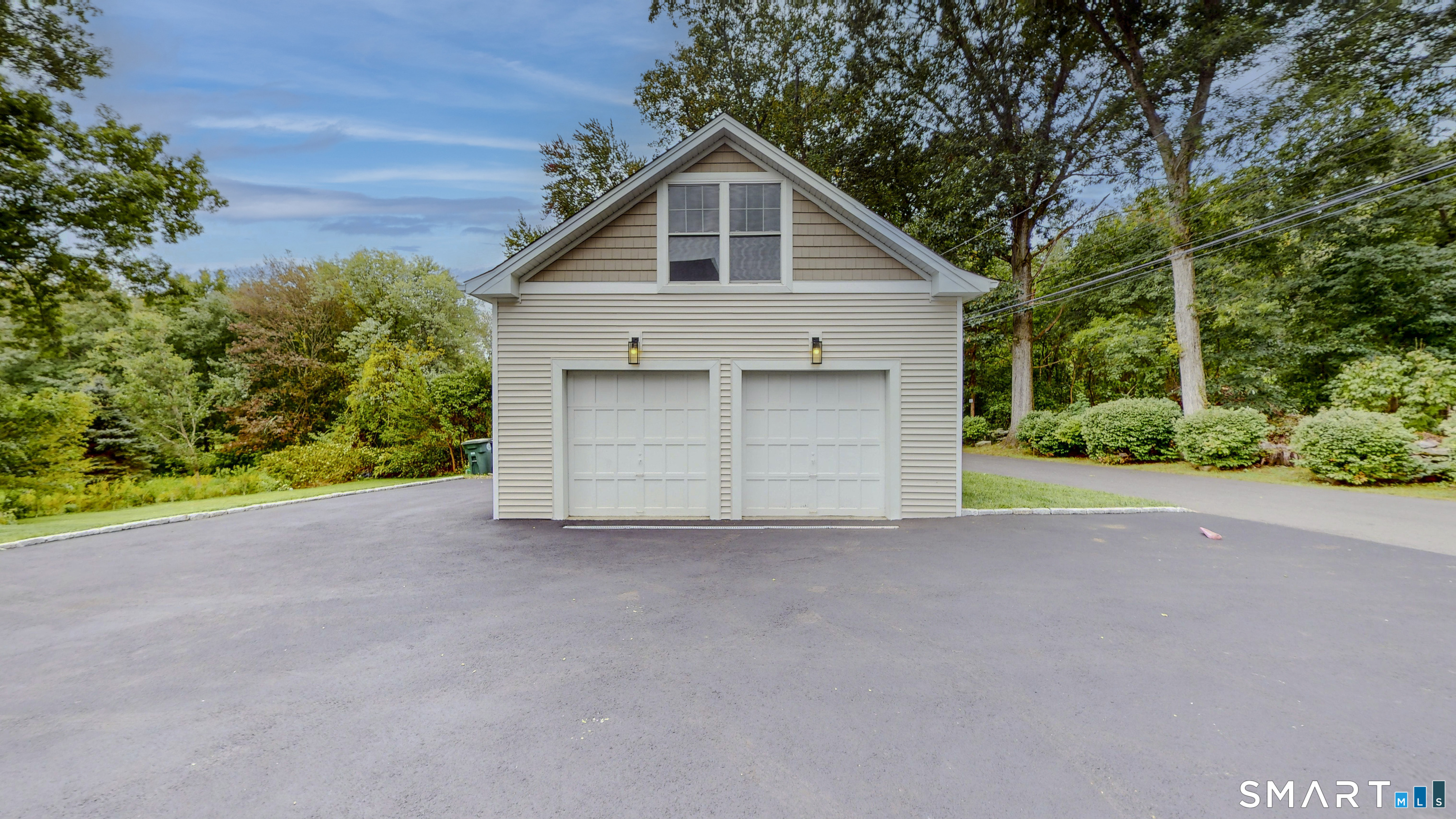 218 Wheelers Farms Road Property Photo 5