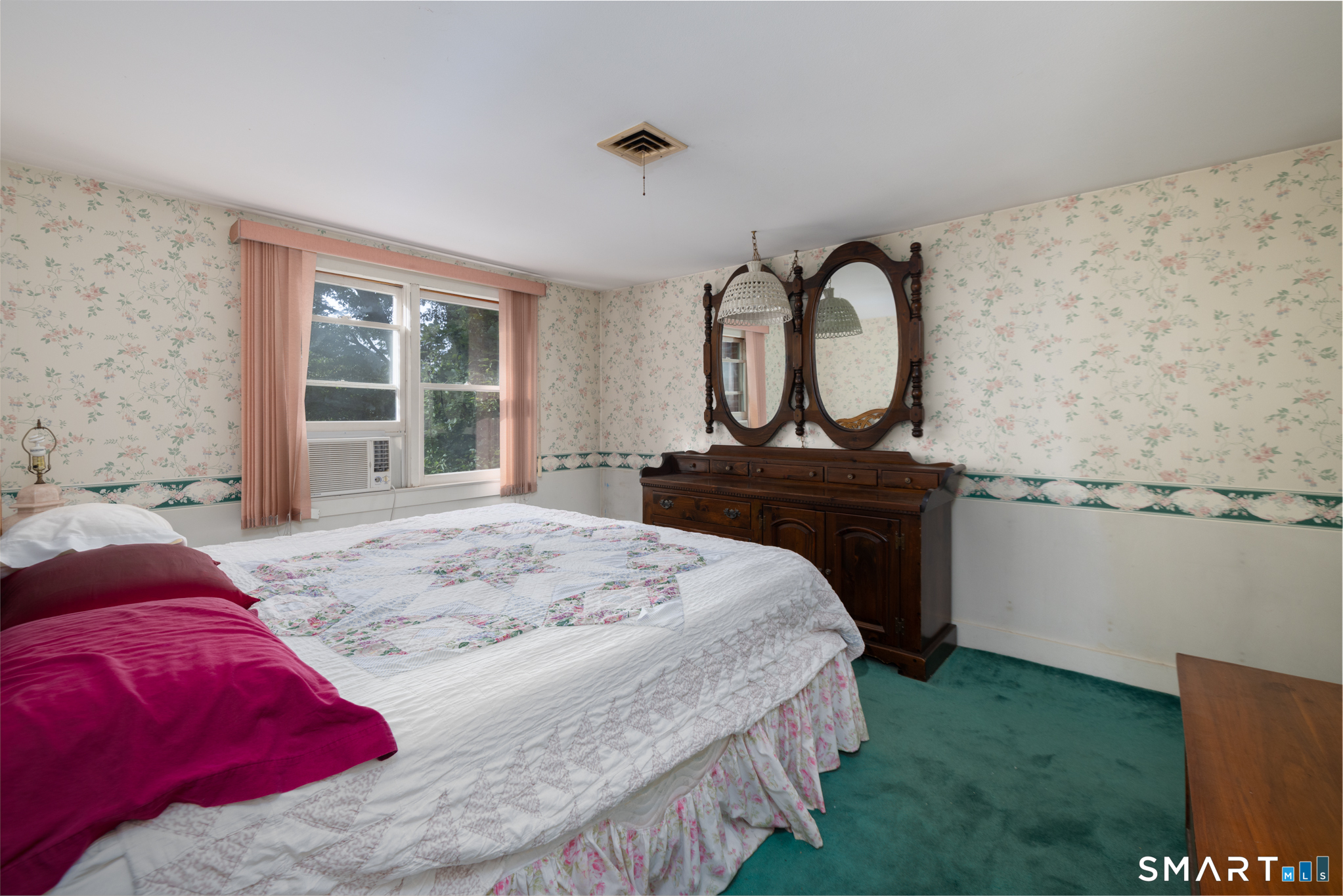 113 Beacon Street Property Photo 22