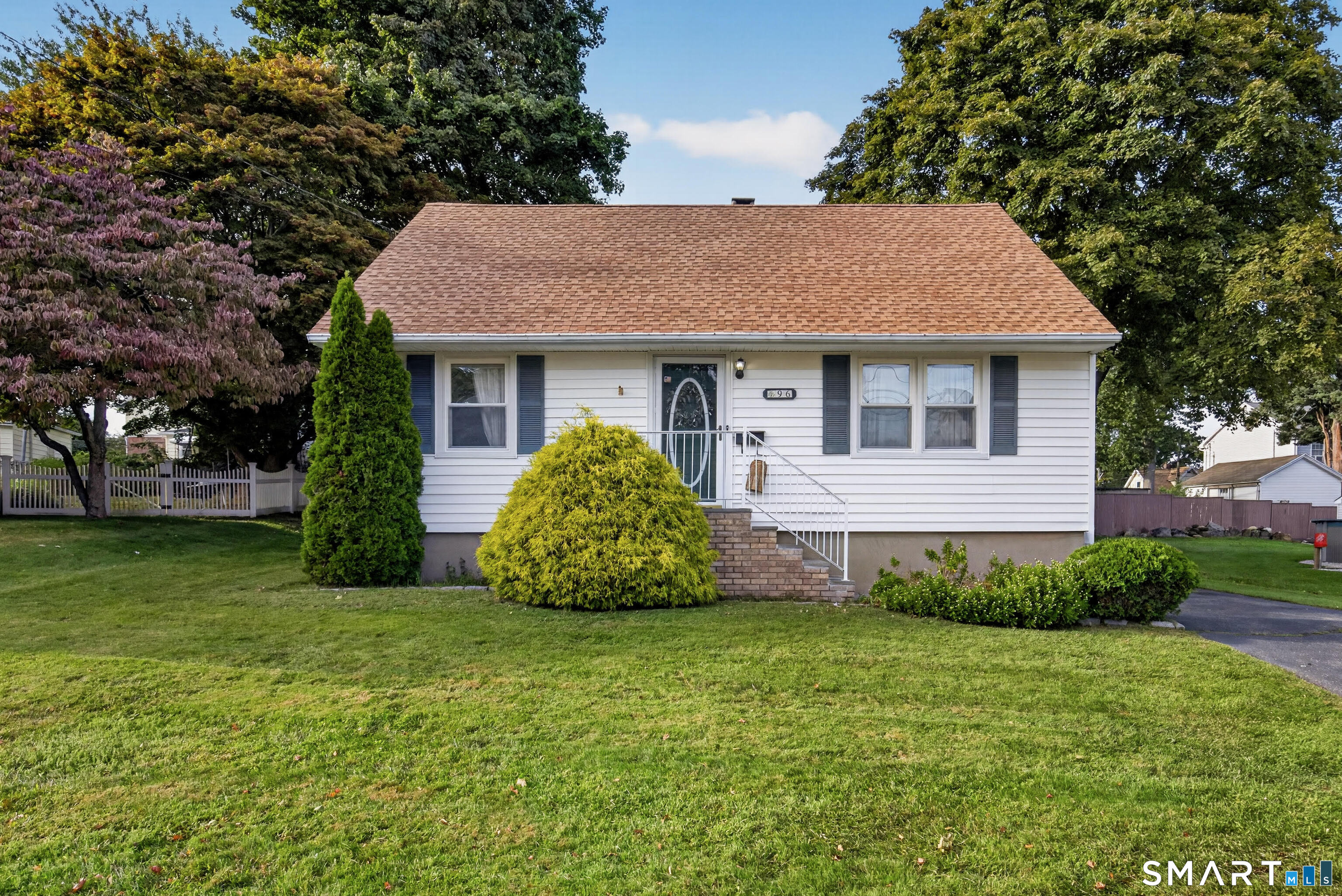 96 Van Street Property Photo 1