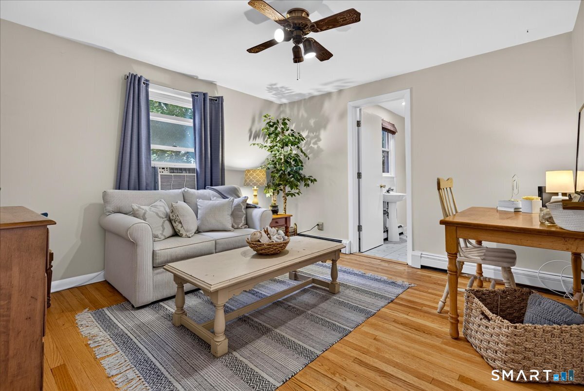 96 Van Street Property Photo 15