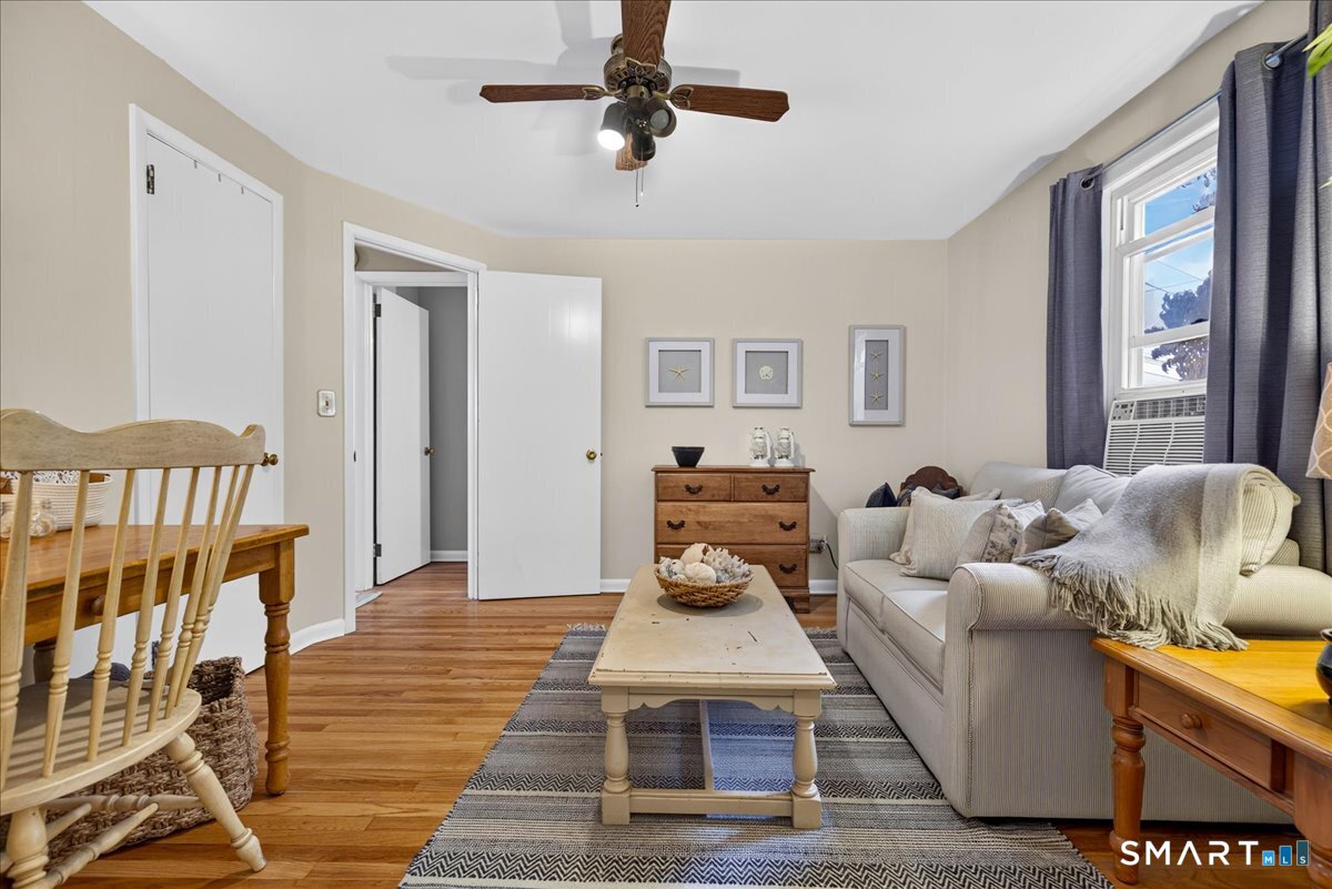 96 Van Street Property Photo 17