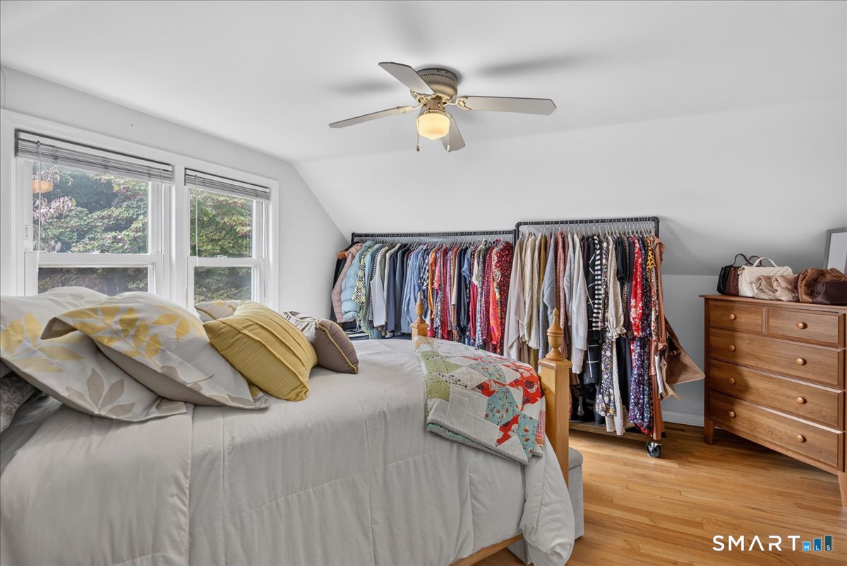 96 Van Street Property Photo 25