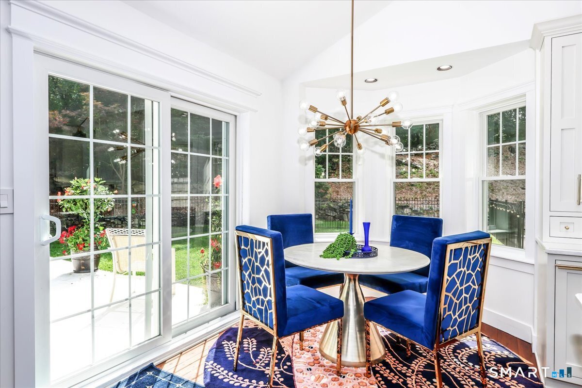 24210525 Property Photo 11