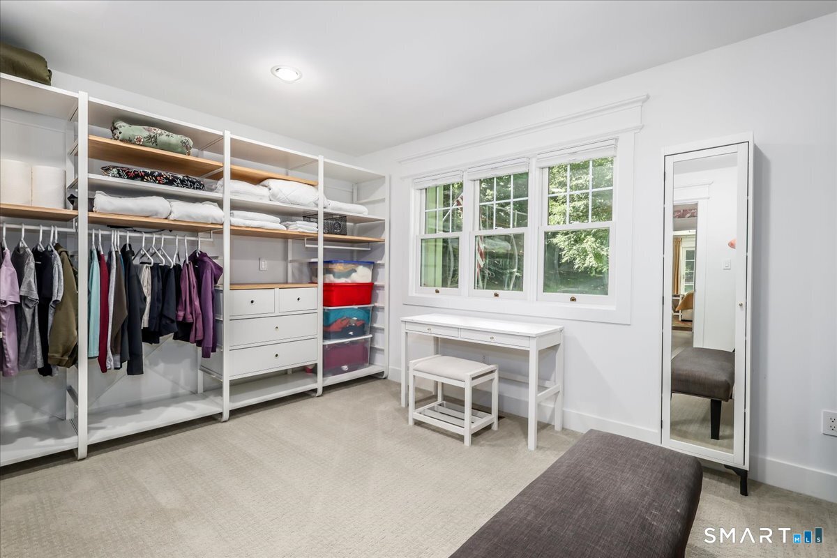24210525 Property Photo 15