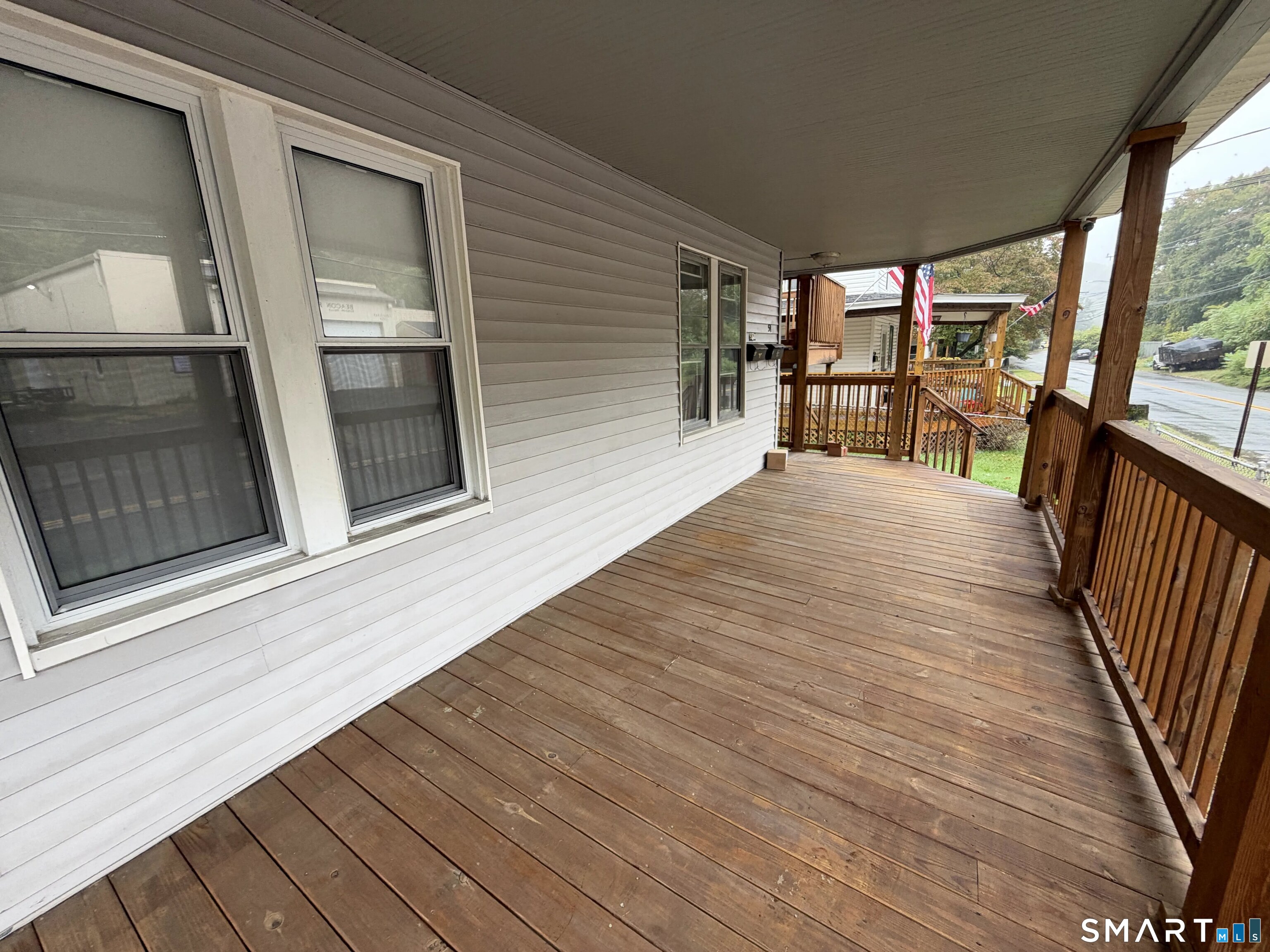 47 Railroad 45 Avenue Property Photo 4