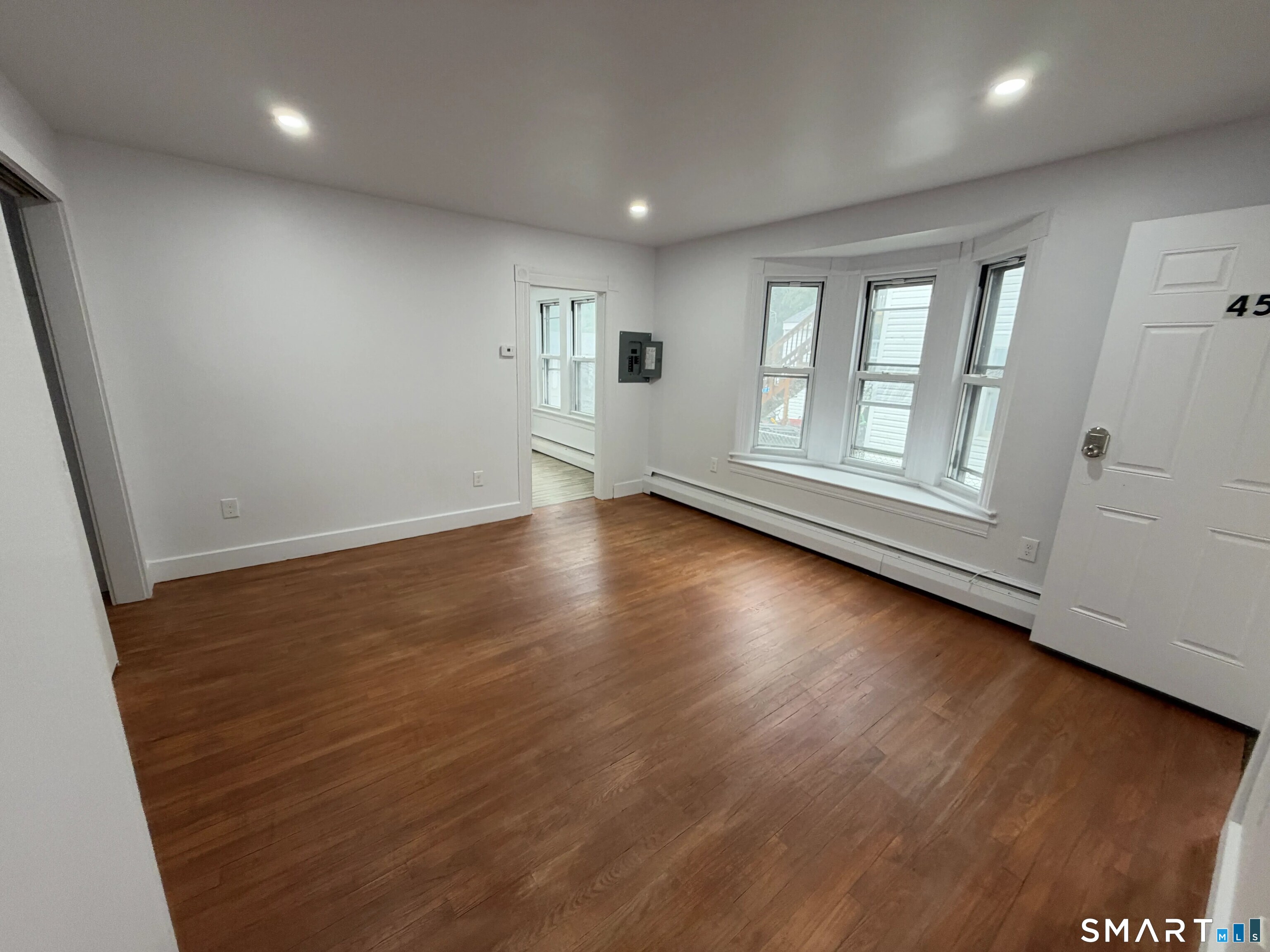 47 Railroad 45 Avenue Property Photo 5