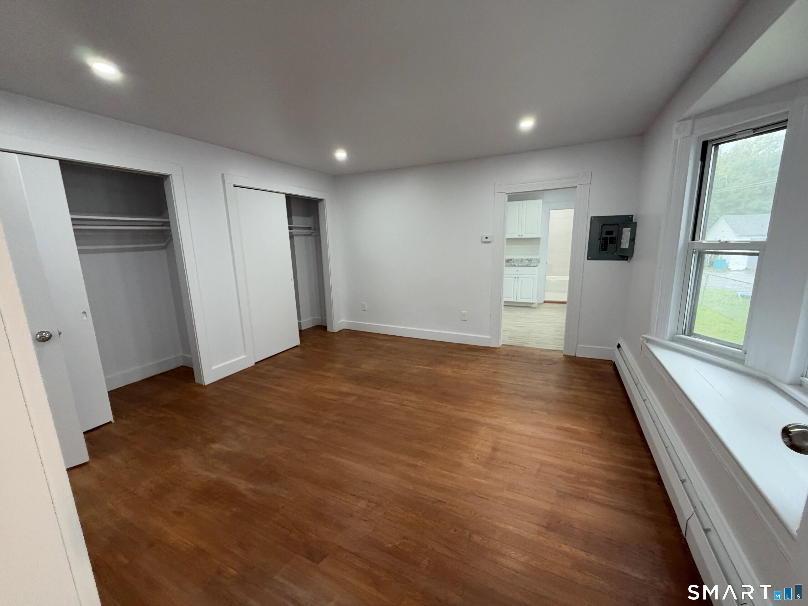 47 Railroad 45 Avenue Property Photo 11