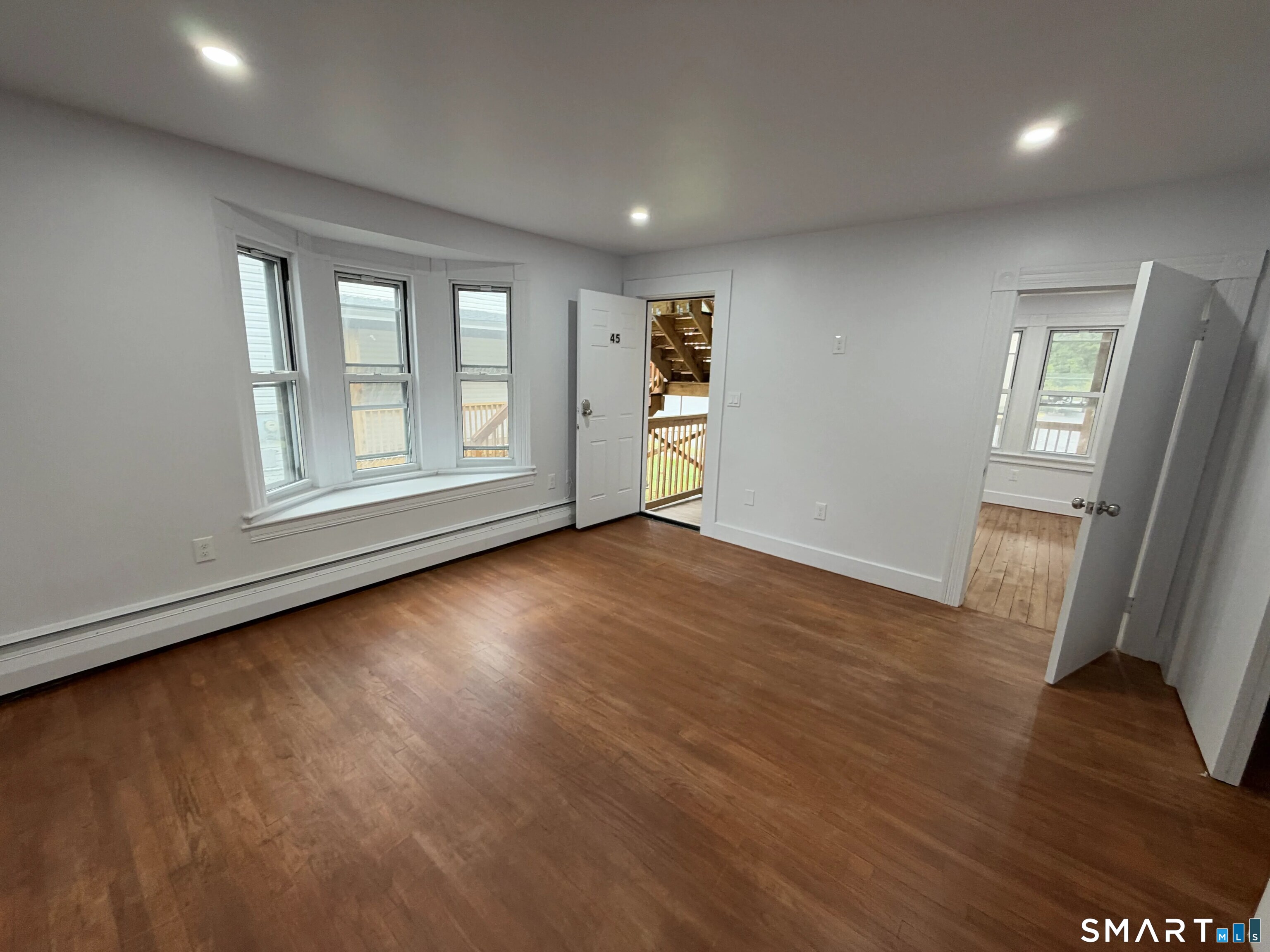 47 Railroad 45 Avenue Property Photo 12