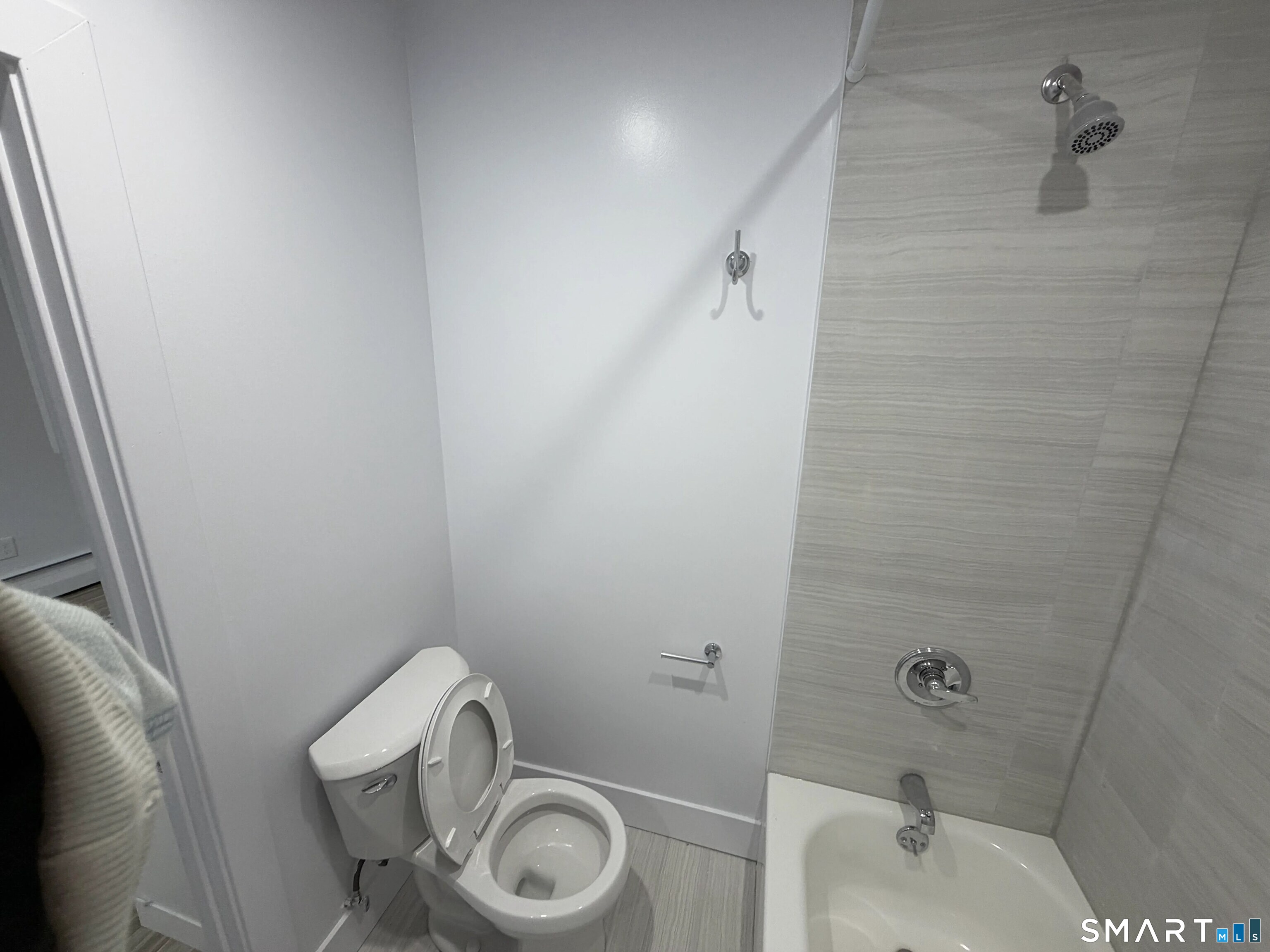 47 Railroad 45 Avenue Property Photo 14