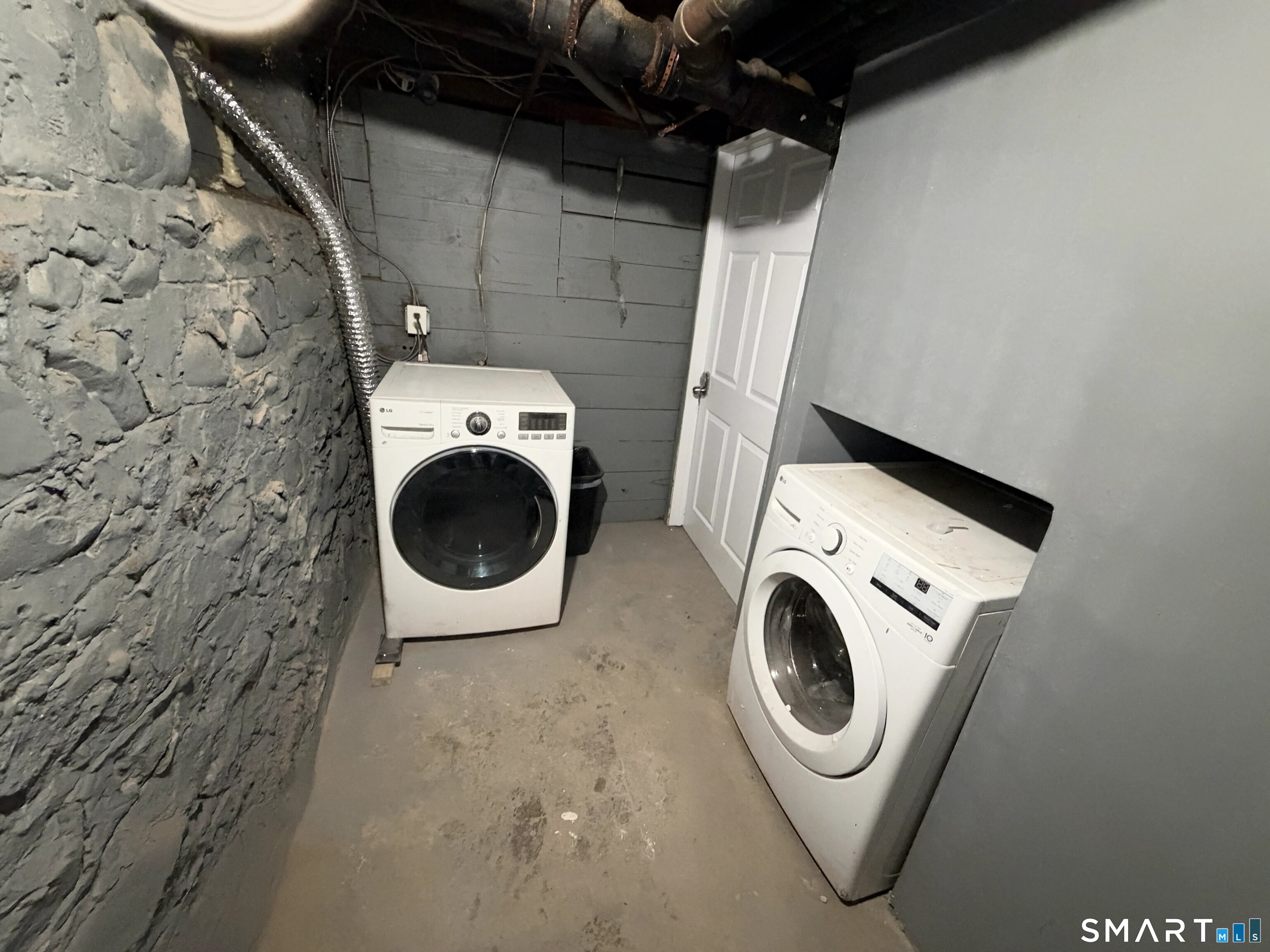47 Railroad 45 Avenue Property Photo 16