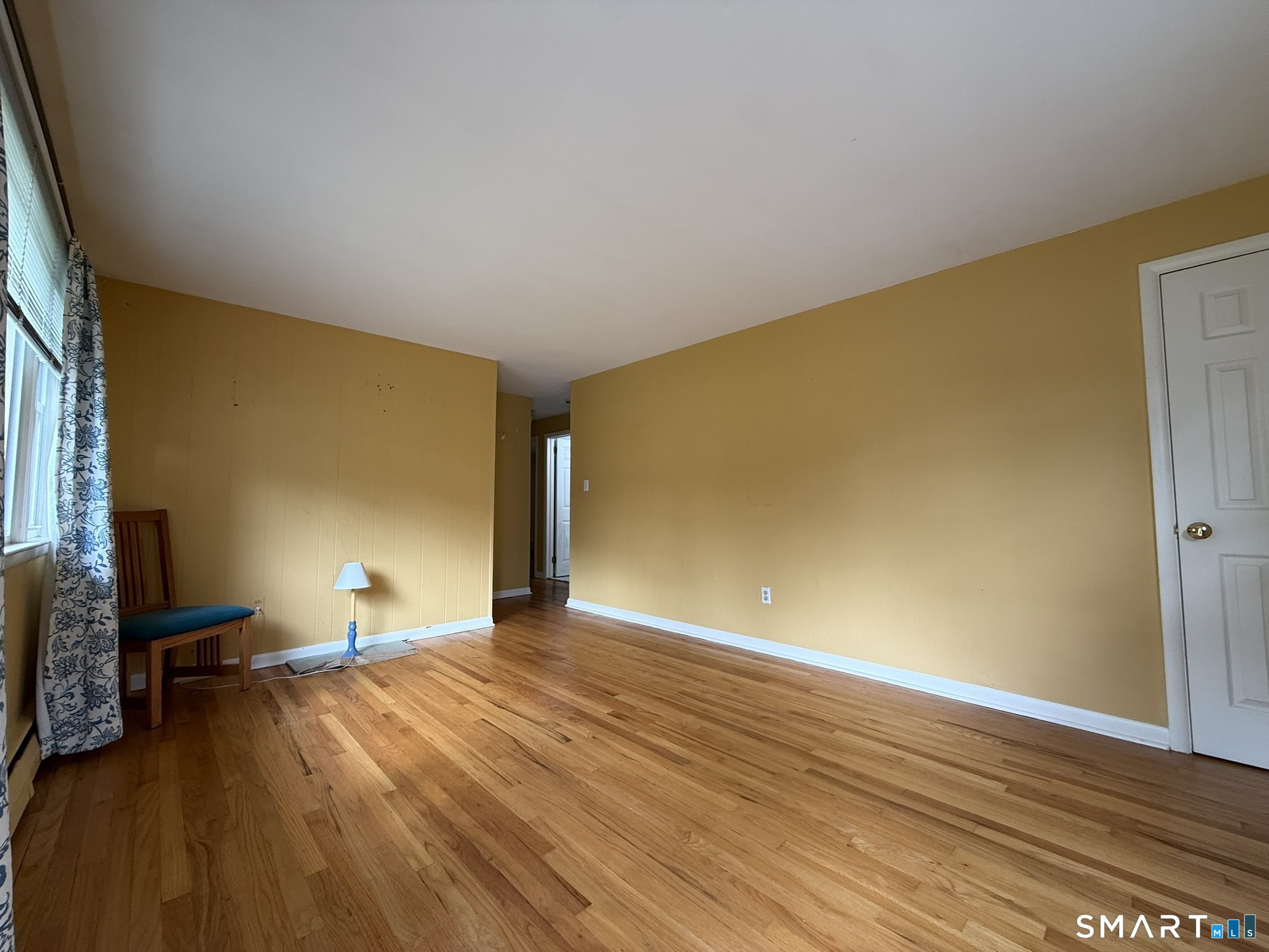 88 Debbie Drive Property Photo 3