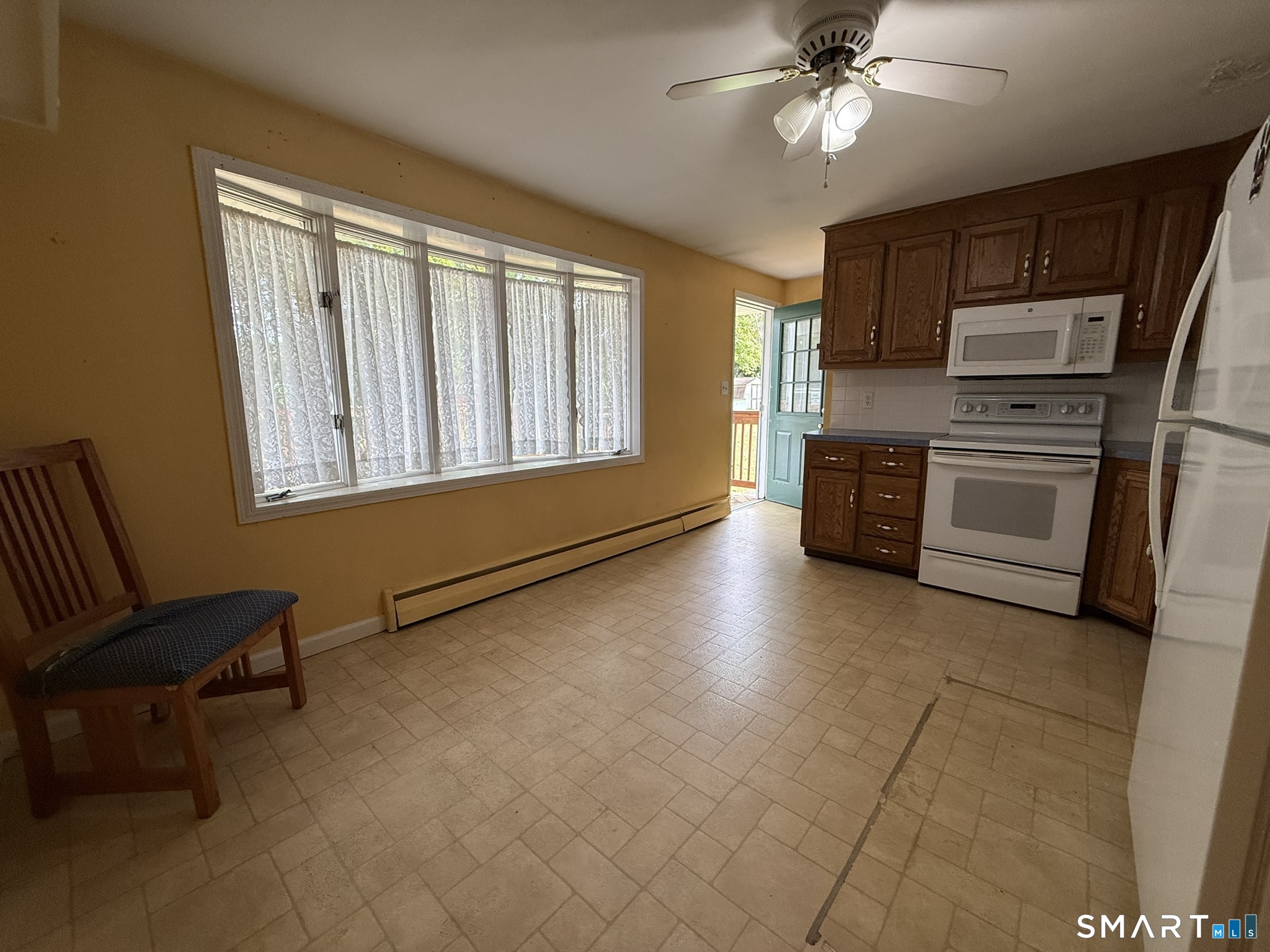 88 Debbie Drive Property Photo 11