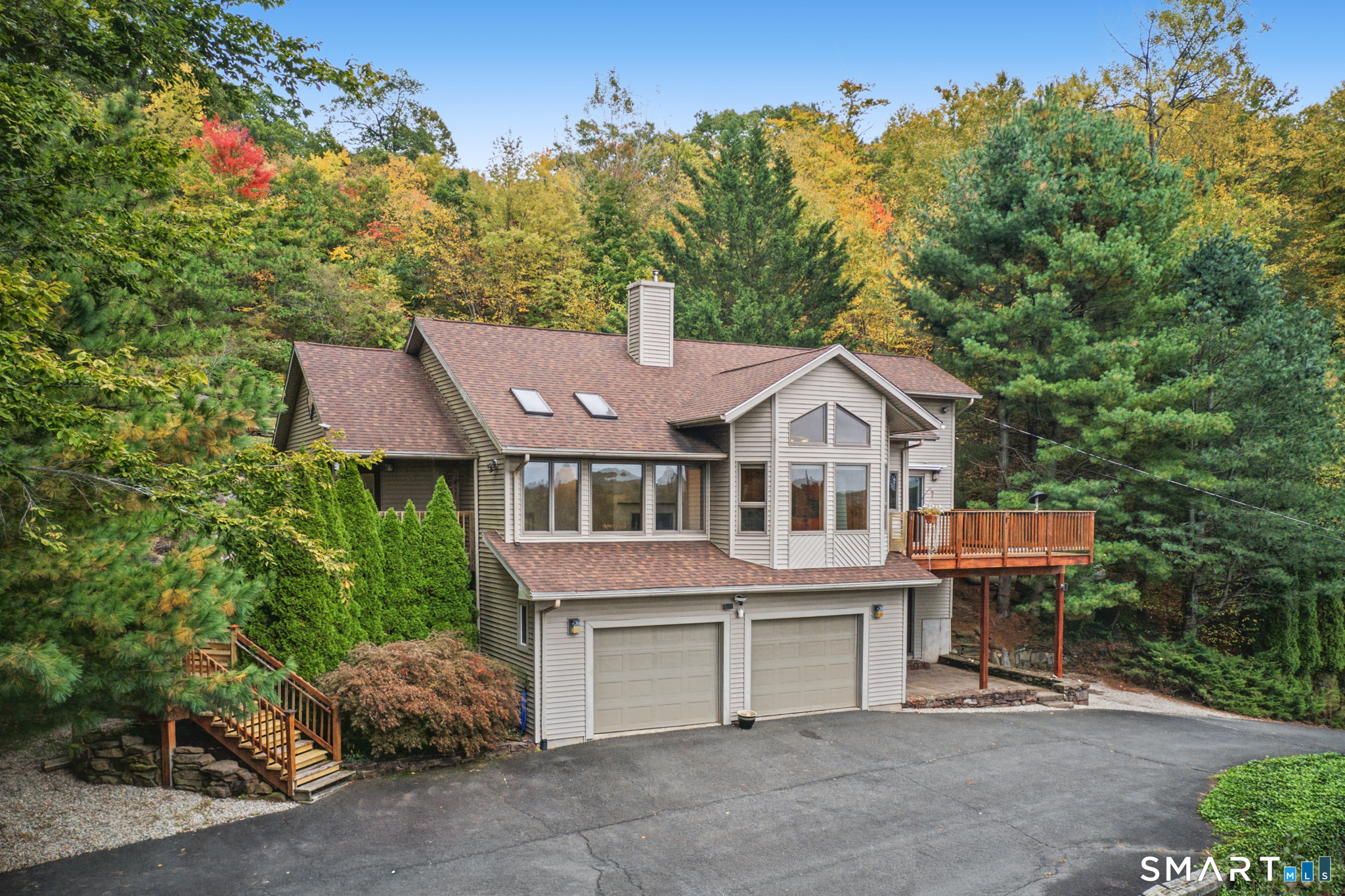 24210575 Property Photo 1