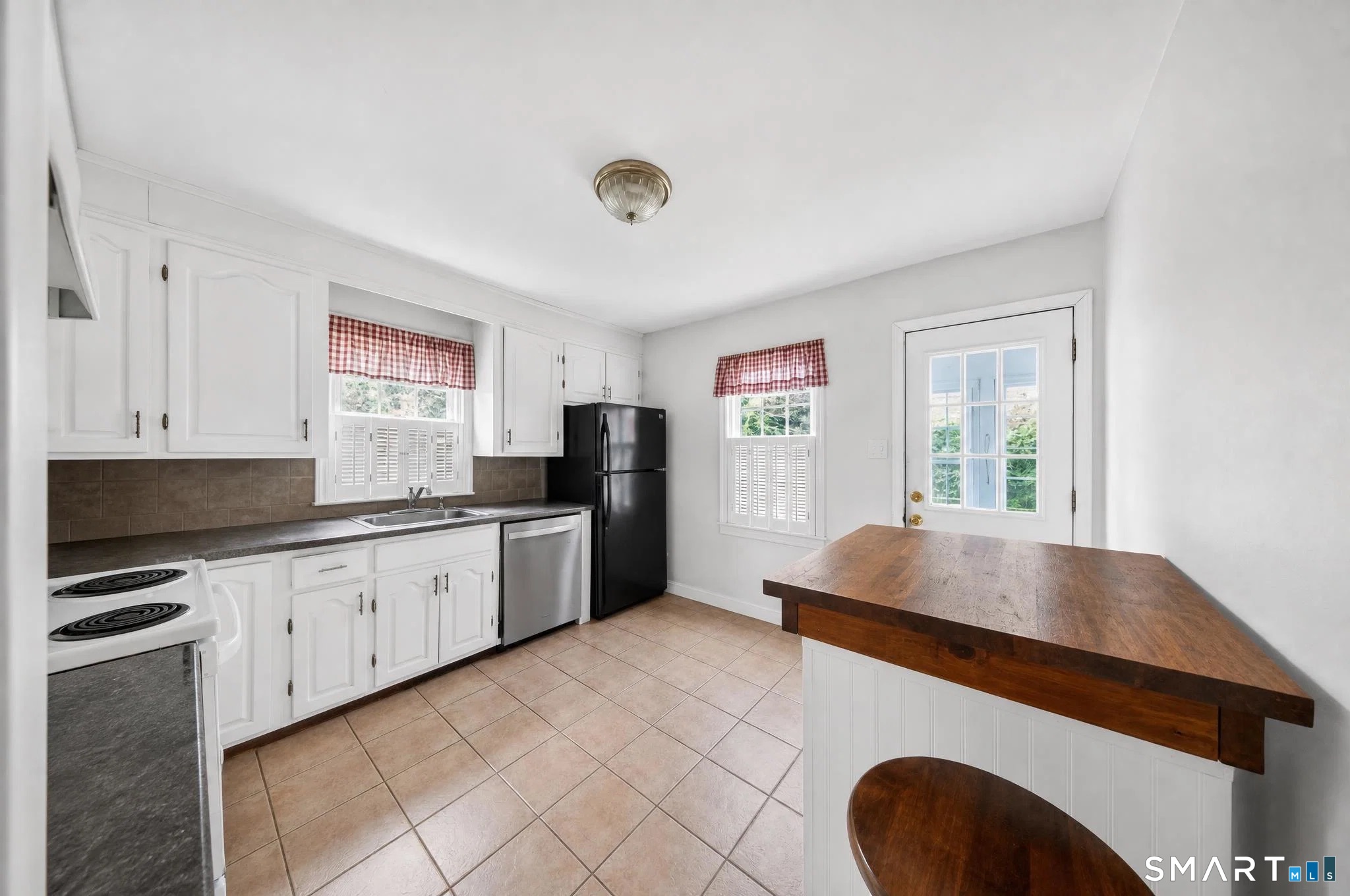 421 Wakelee Avenue Property Photo 10