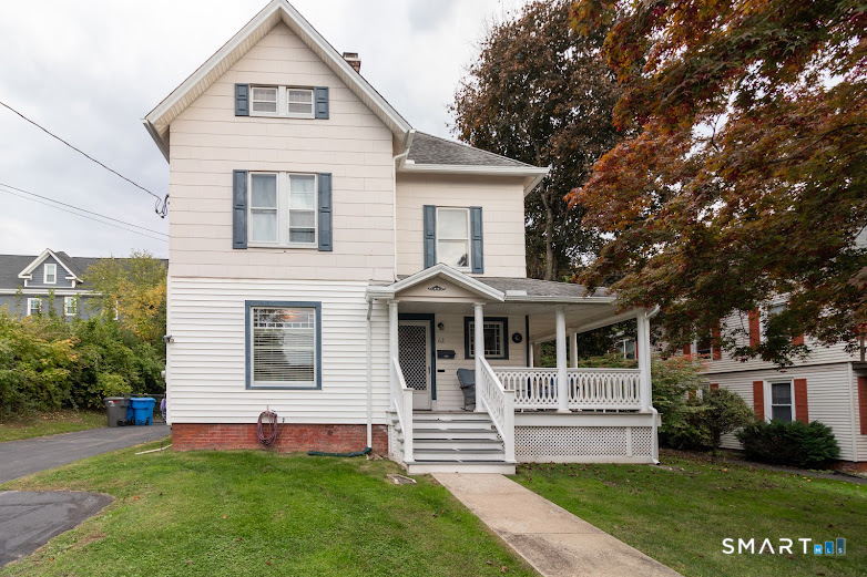 62 Woodland Street Property Photo 2