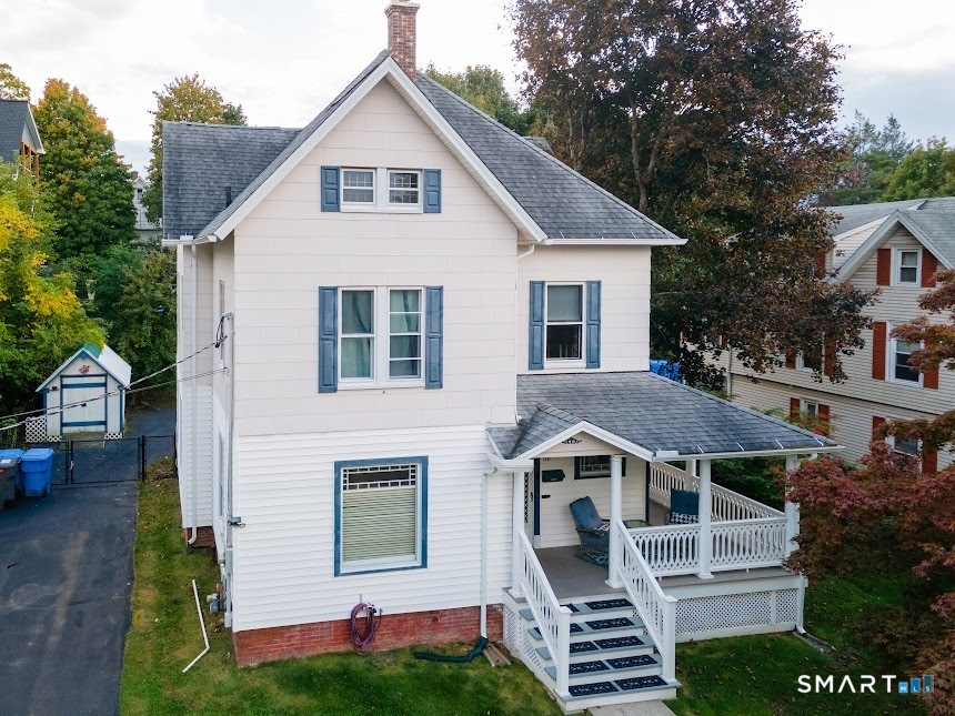 62 Woodland Street Property Photo 3