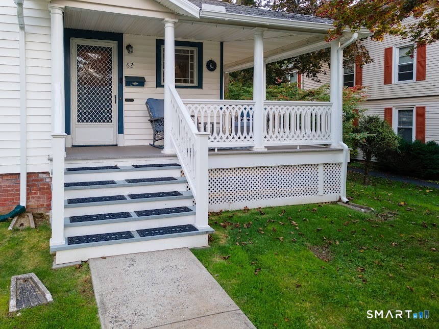 62 Woodland Street Property Photo 4