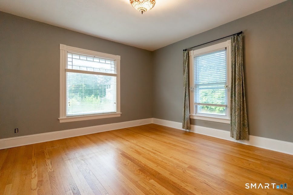 62 Woodland Street Property Photo 8