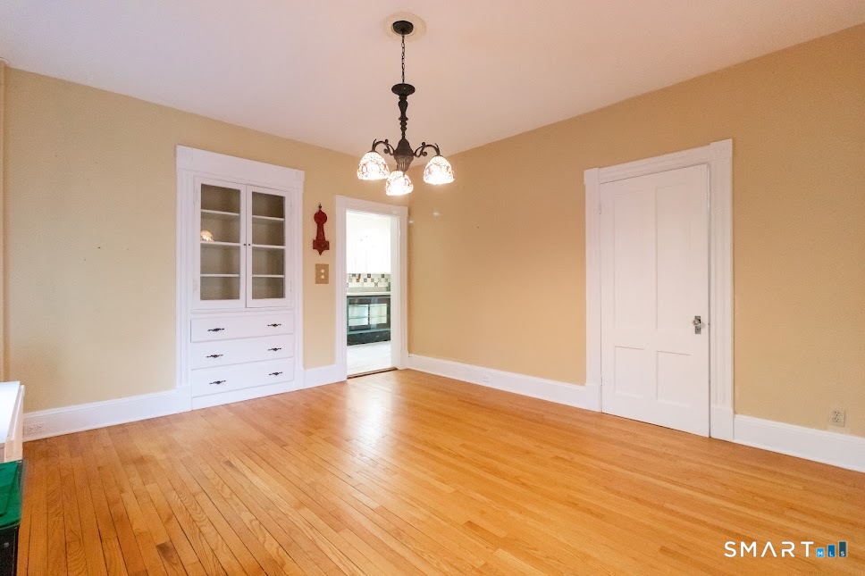 62 Woodland Street Property Photo 11