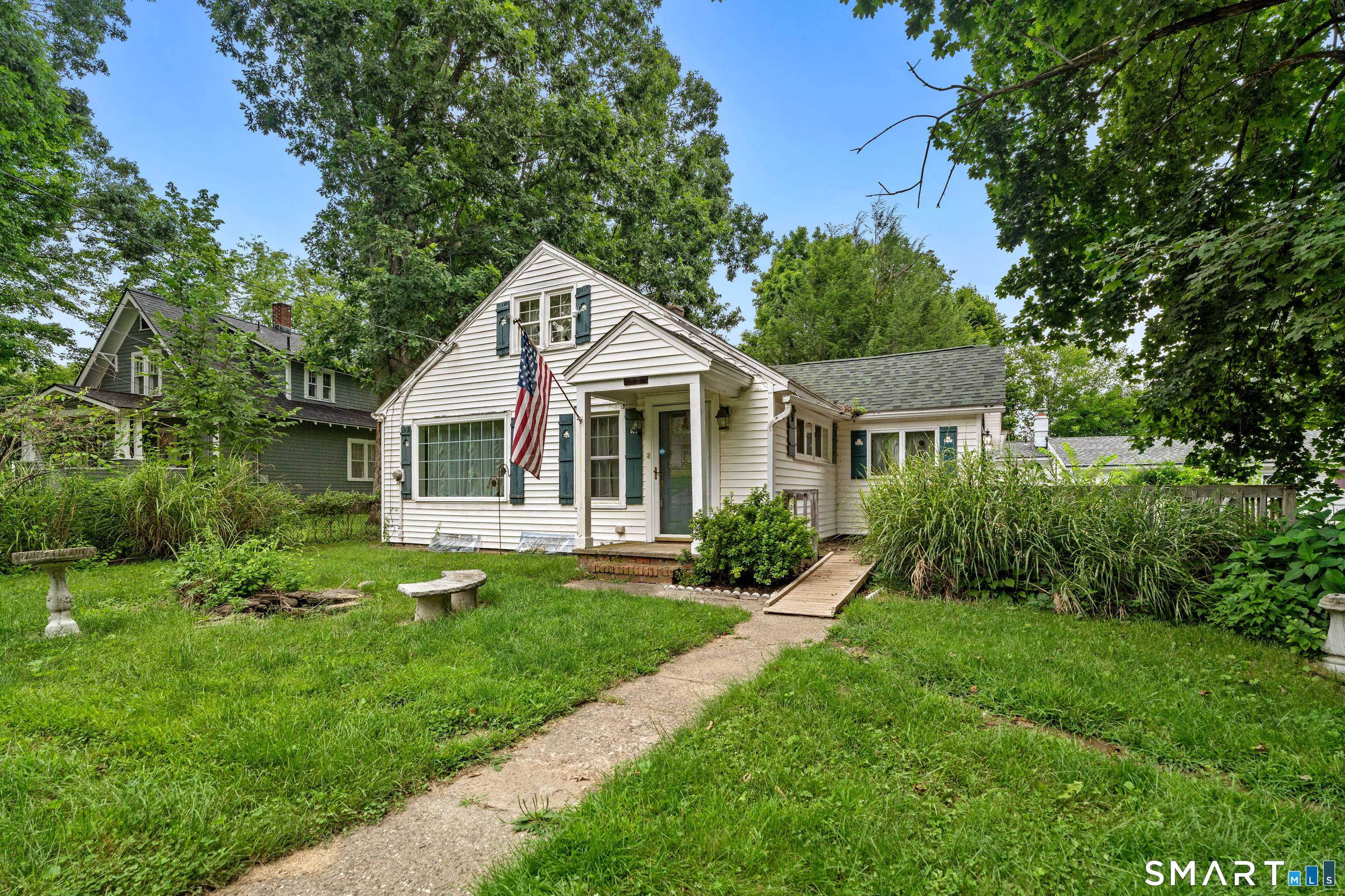 24210624 Property Photo 2