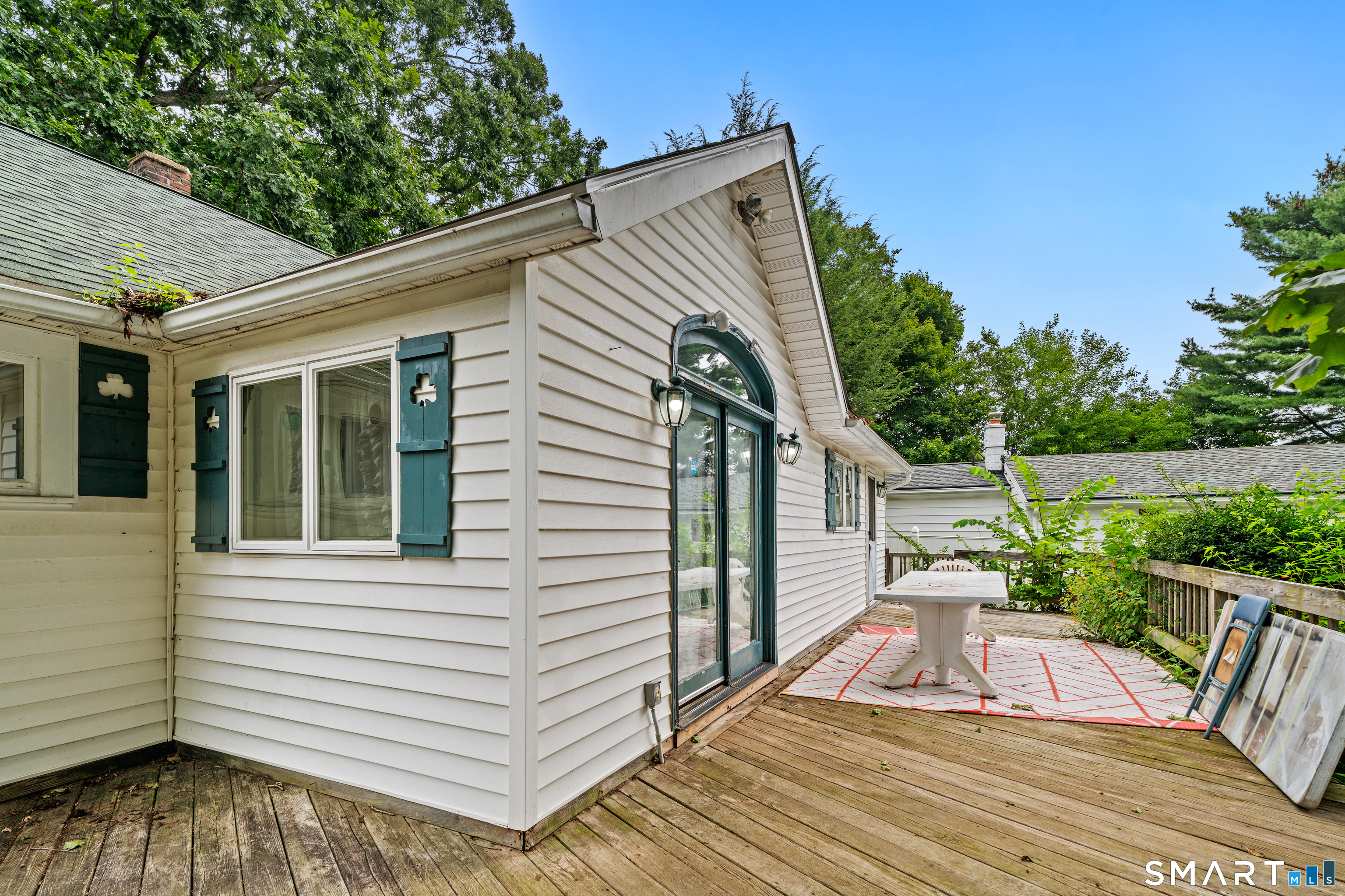 24210624 Property Photo 3