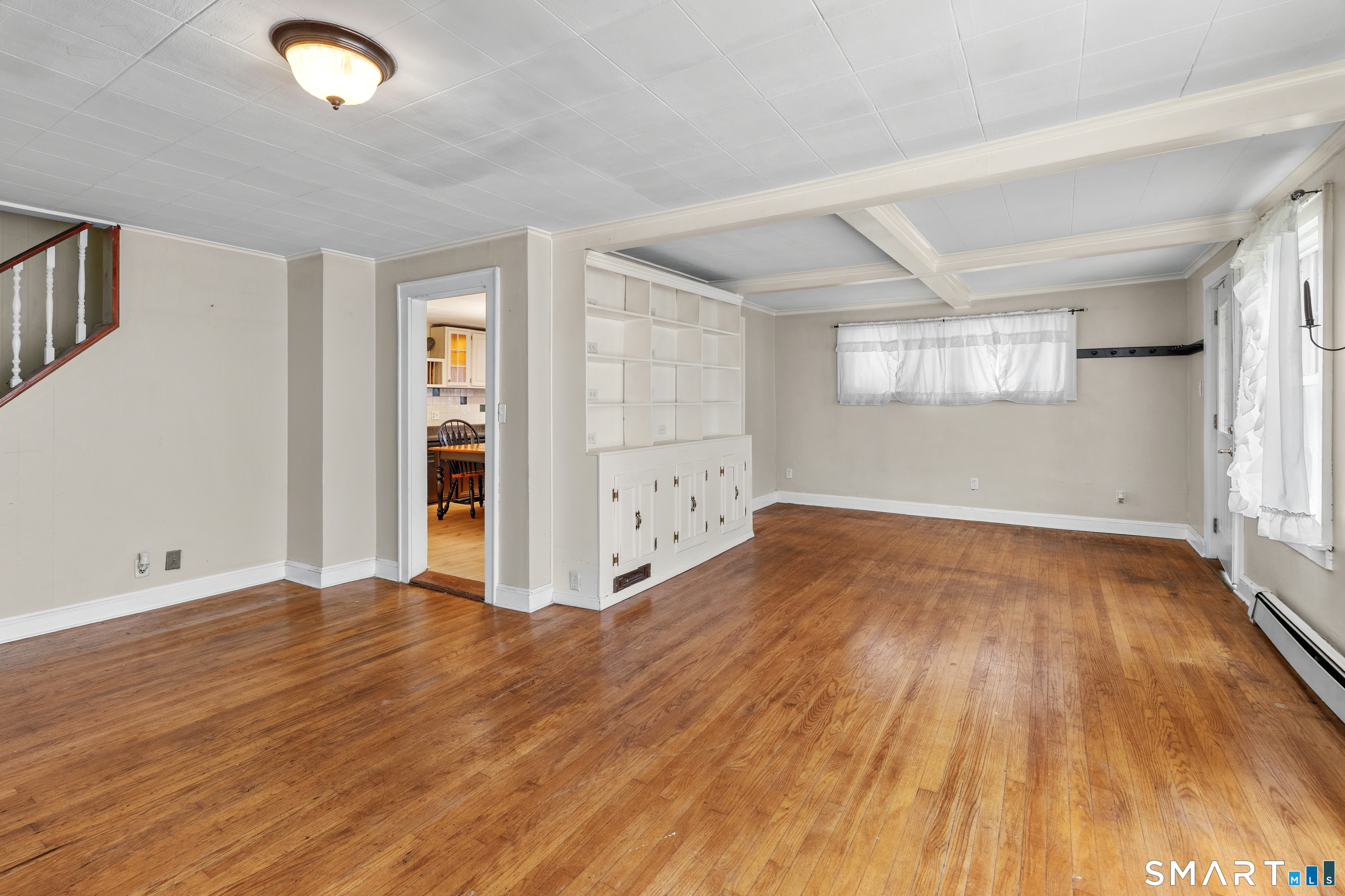 24210624 Property Photo 5