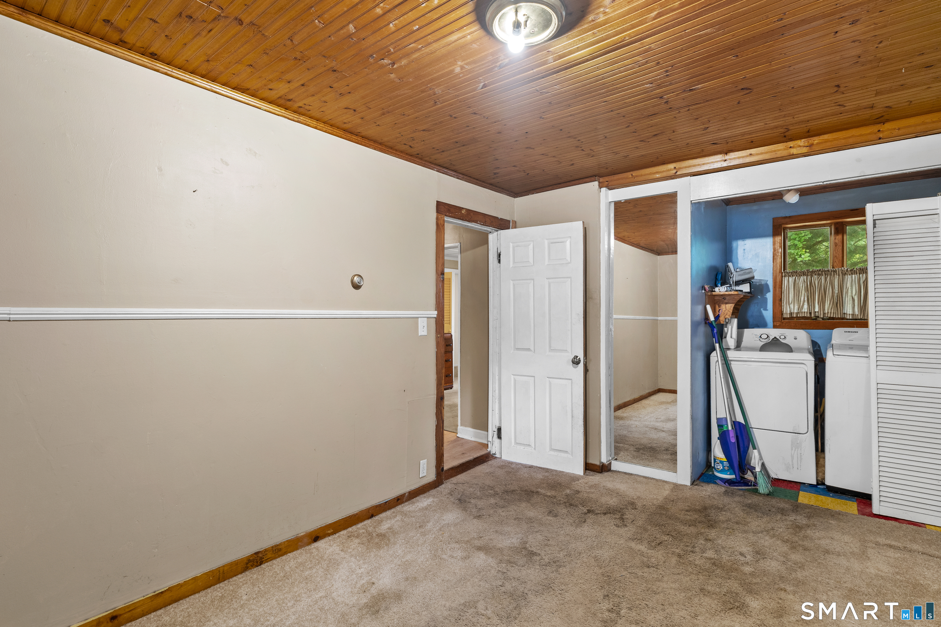 24210624 Property Photo 14
