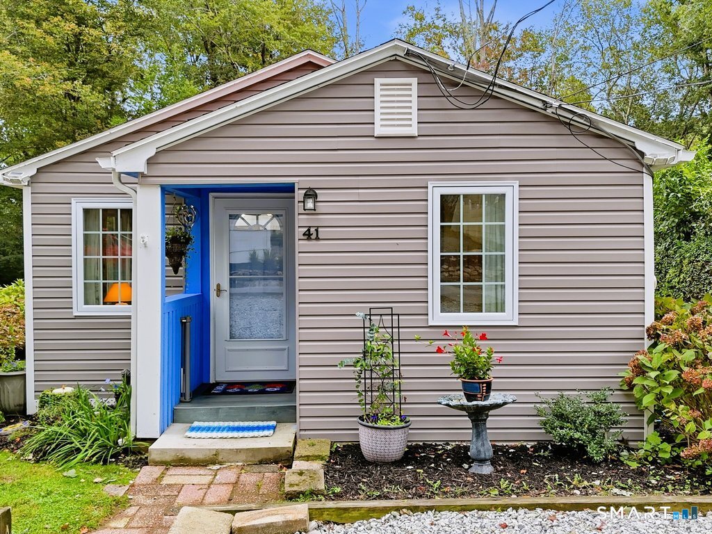 41 Spring Glen Road Property Photo 1