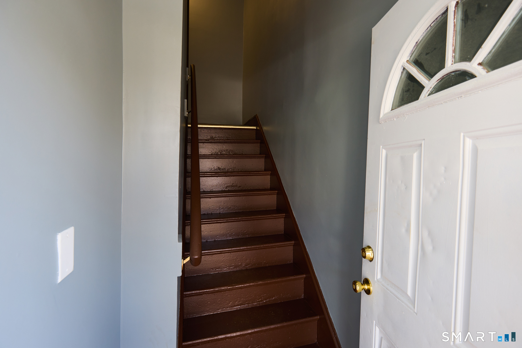 240 Sheridan Street Property Photo 4