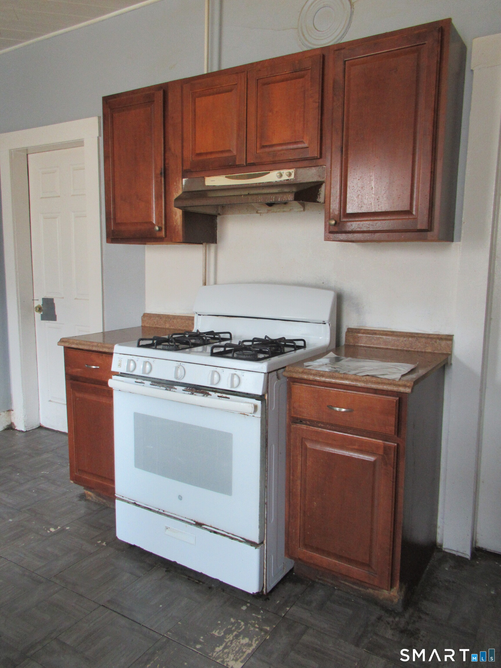240 Sheridan Street Property Photo 17
