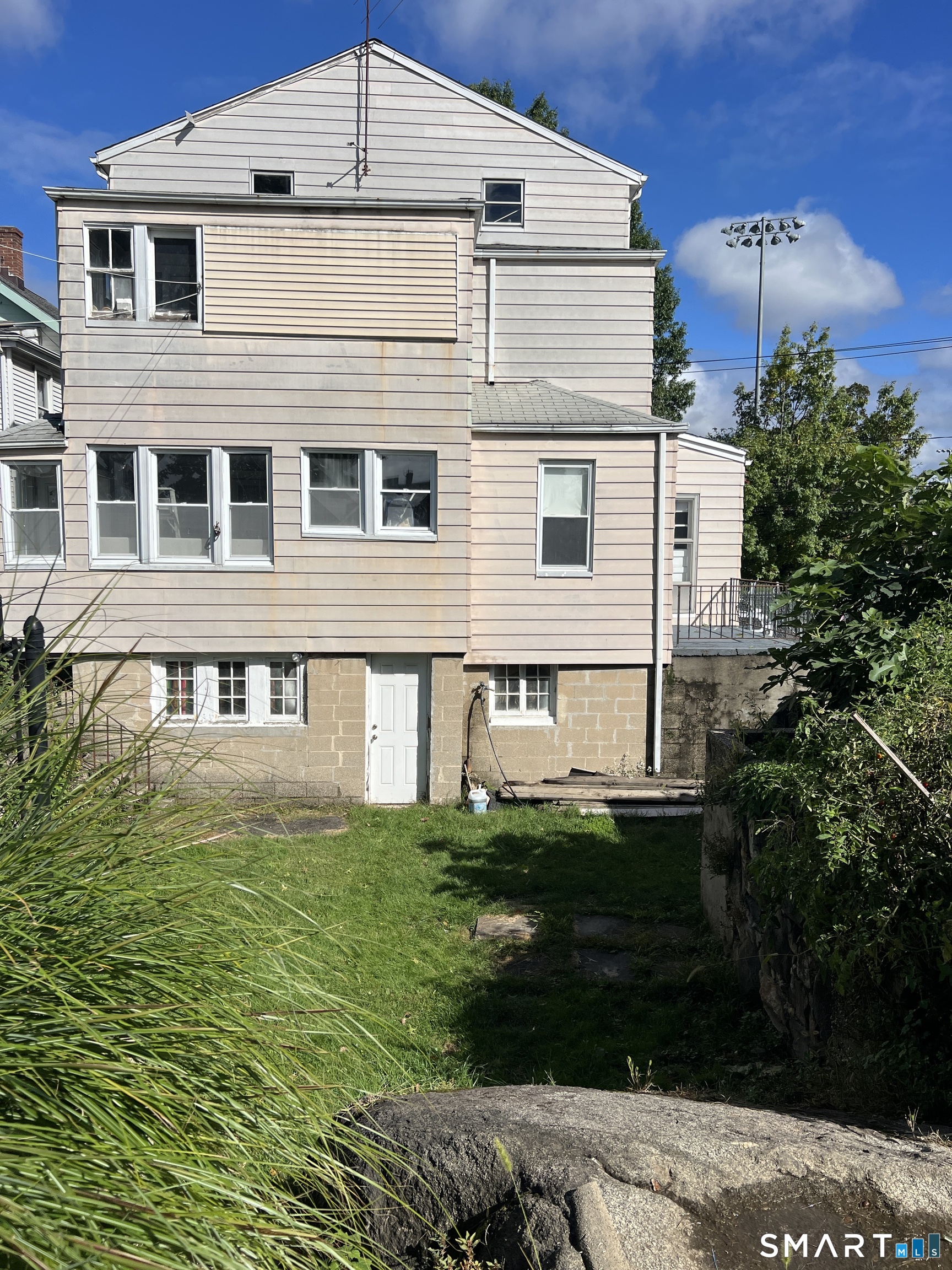 256 Stillwater Avenue Property Photo 1