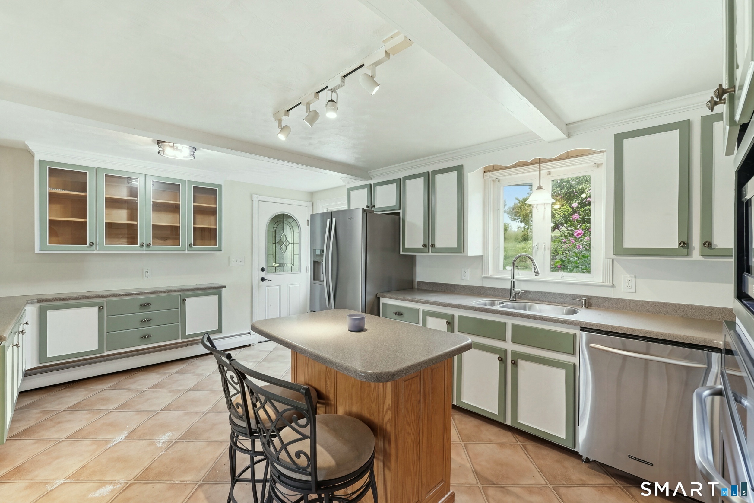 173 Abbe Road Property Photo 7