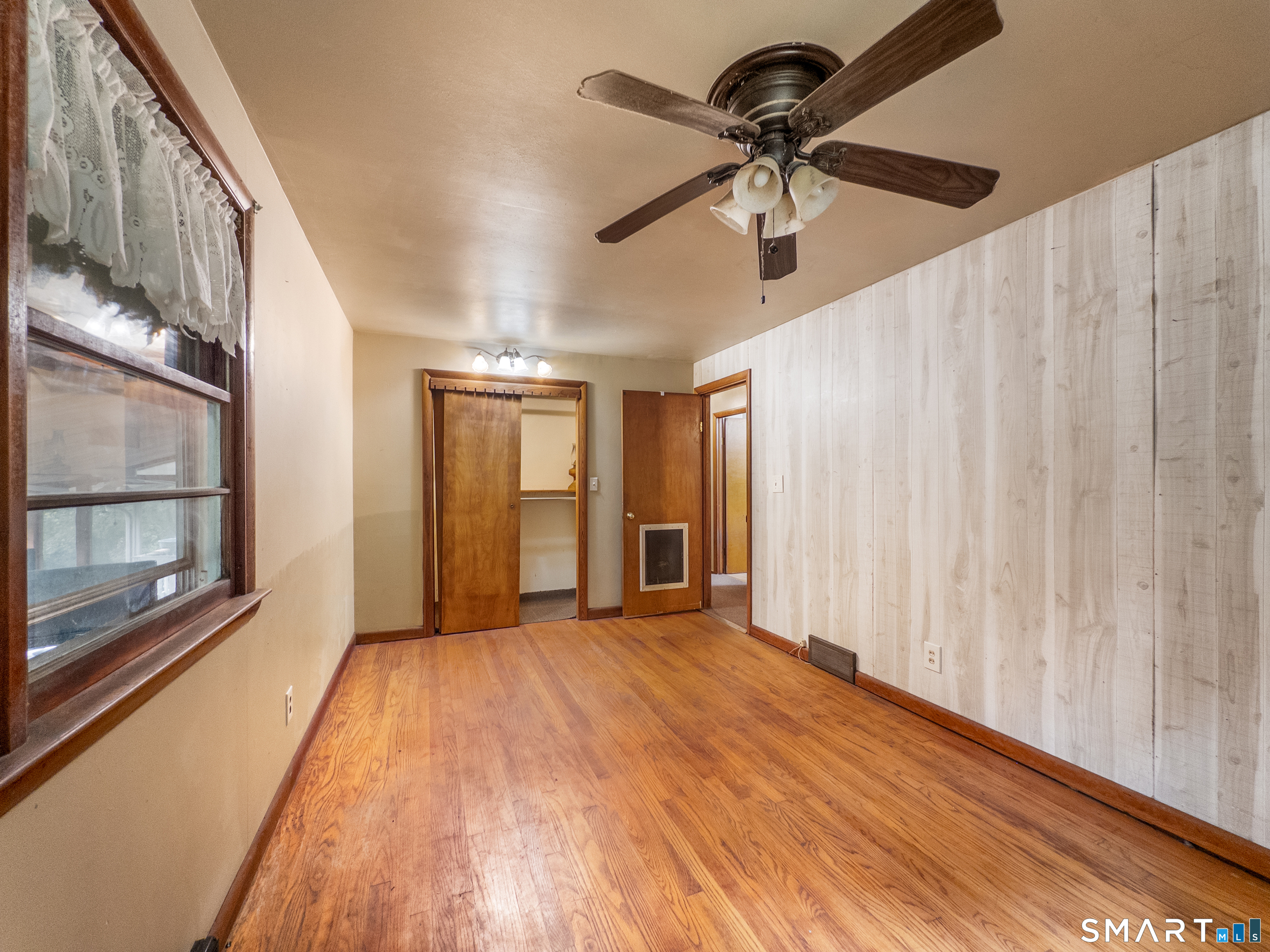 889 Benham Street Property Photo 16