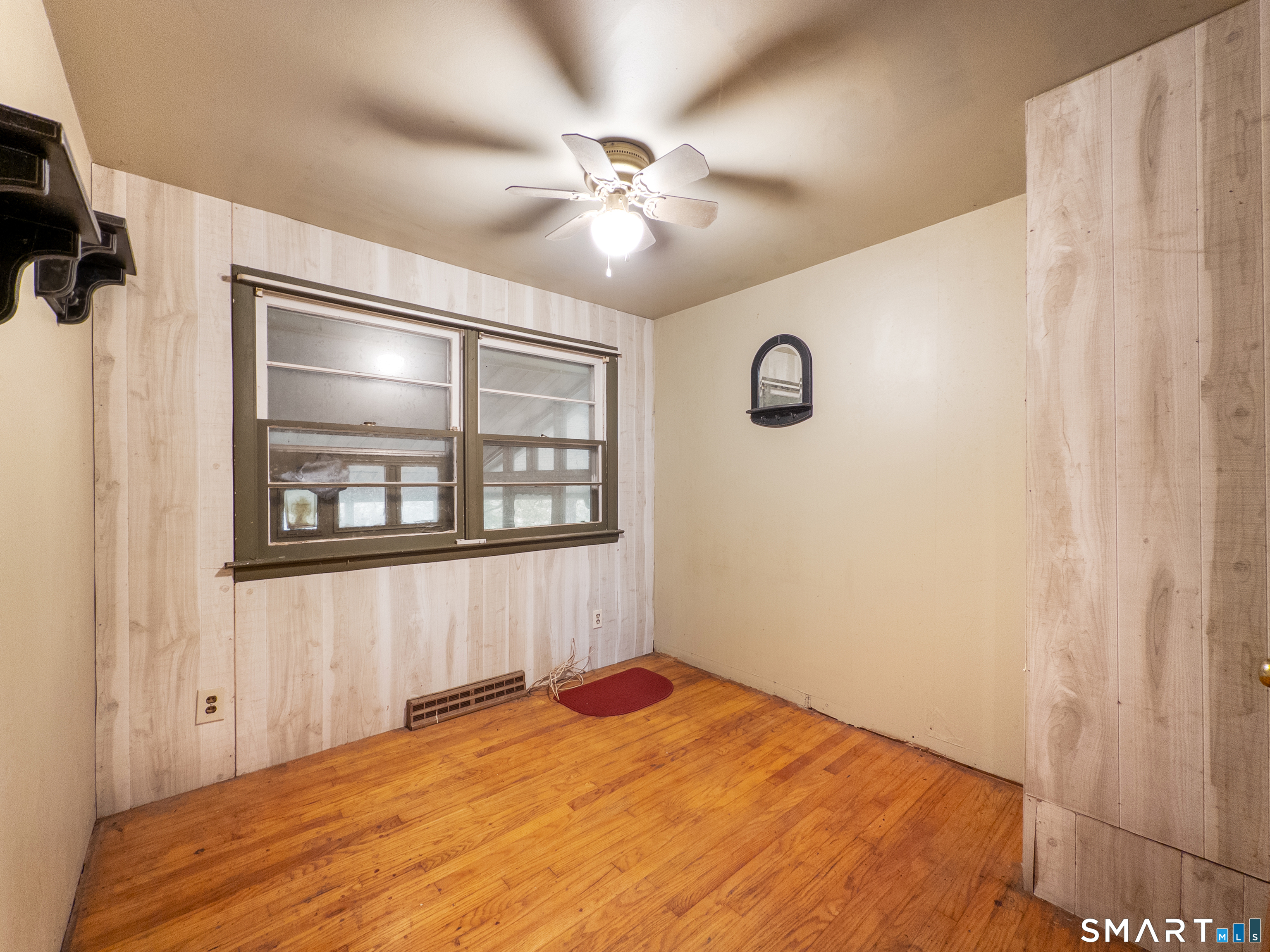 889 Benham Street Property Photo 17