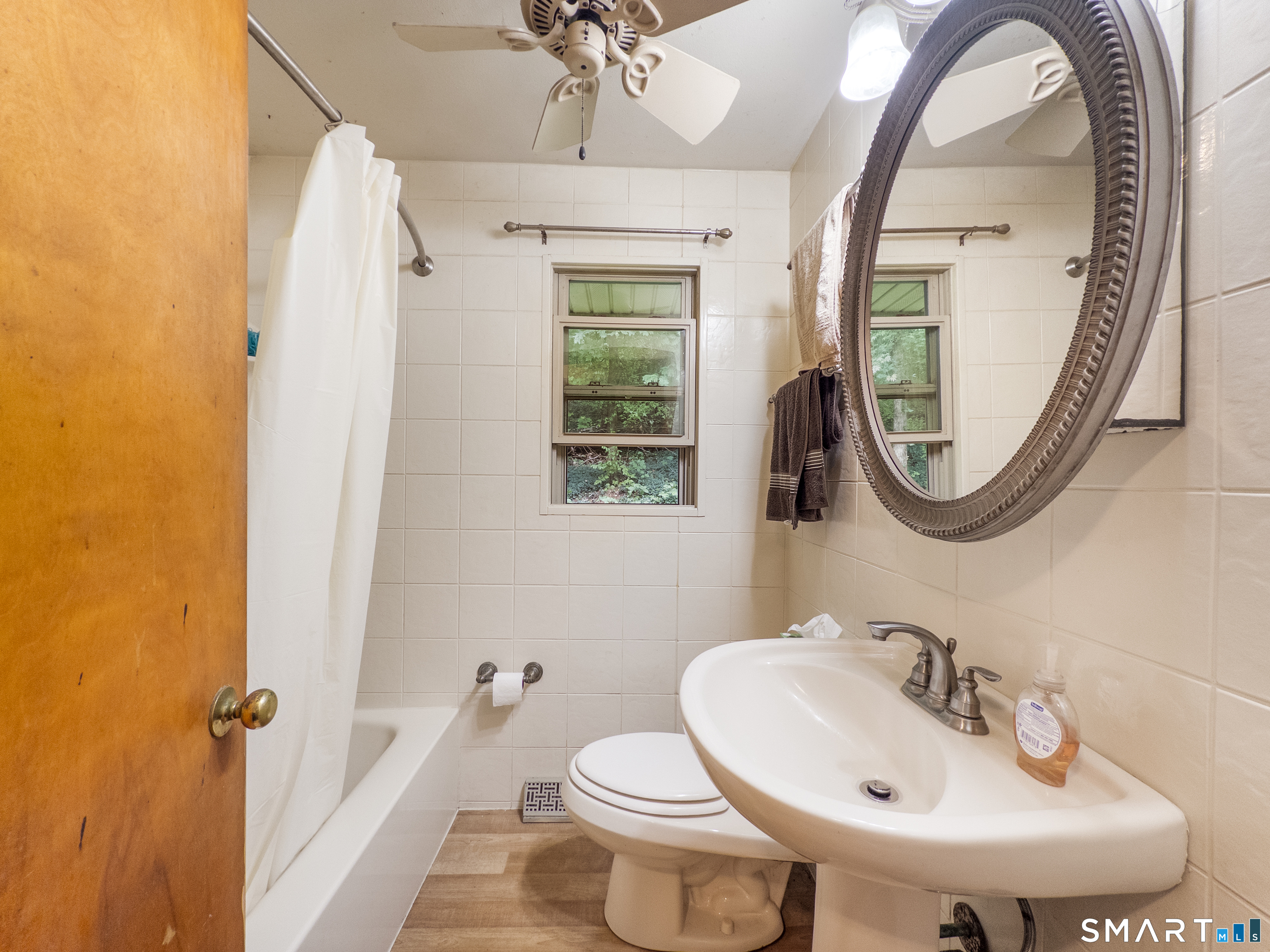 889 Benham Street Property Photo 20