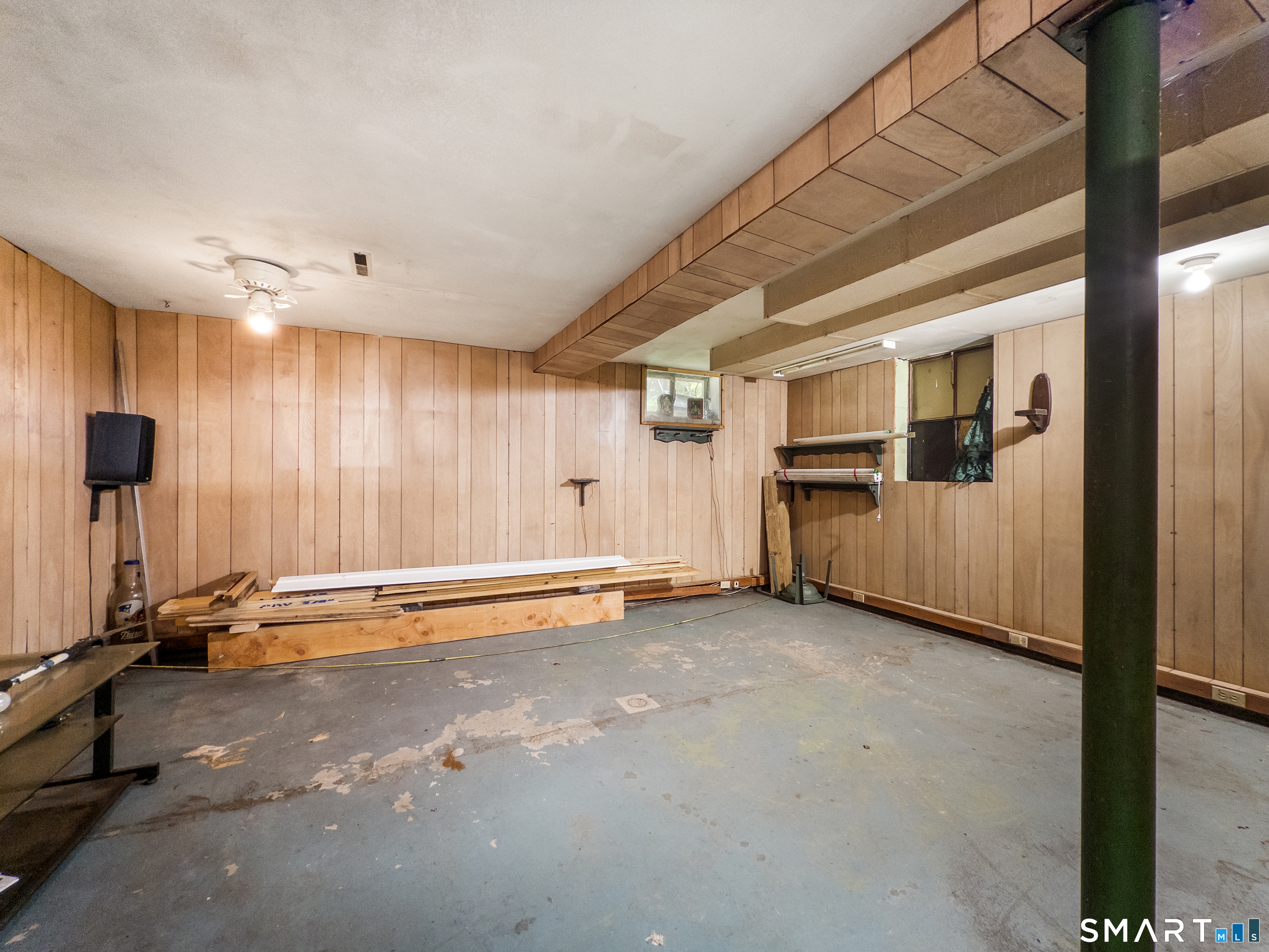 889 Benham Street Property Photo 21