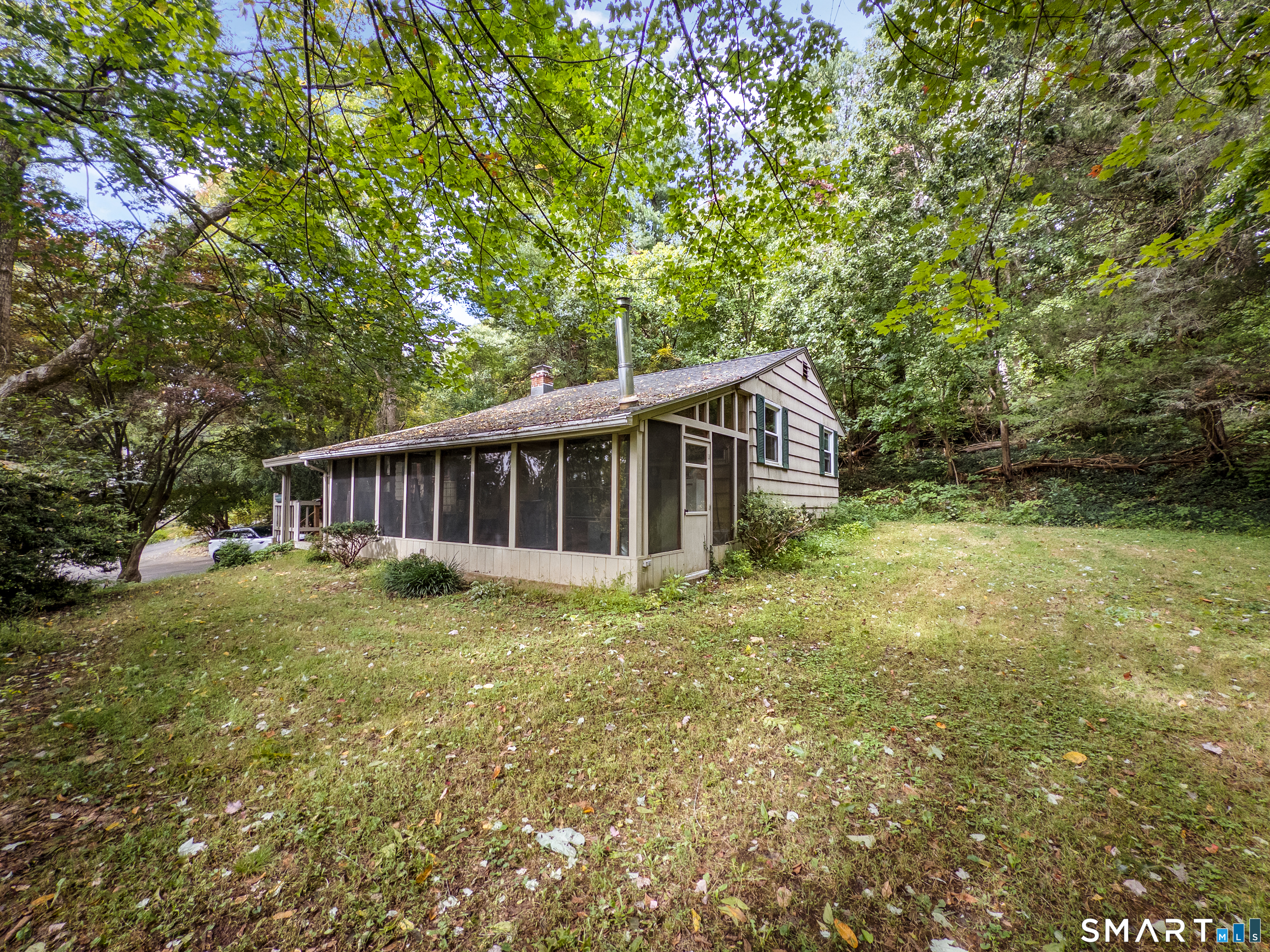 889 Benham Street Property Photo 27