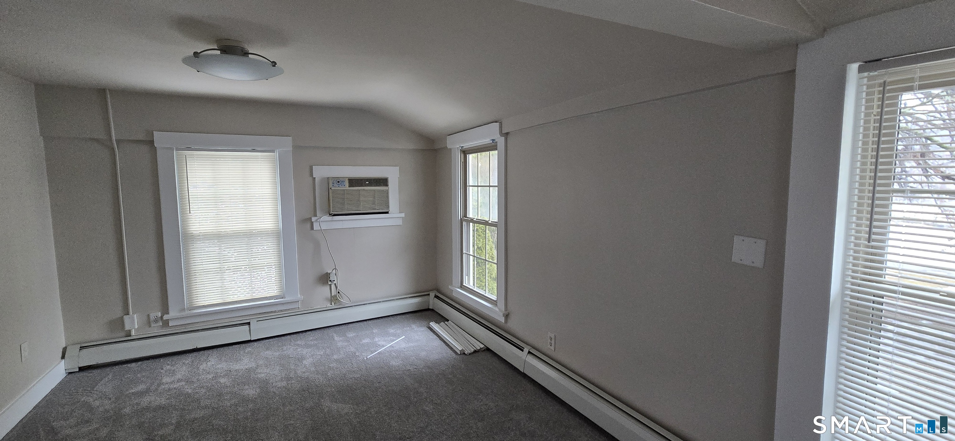 154 Washington 11 Street Property Photo 4