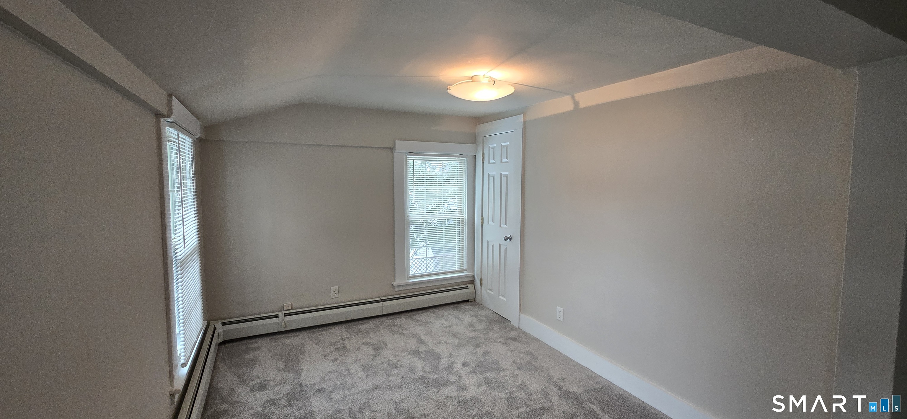 154 Washington 11 Street Property Photo 5