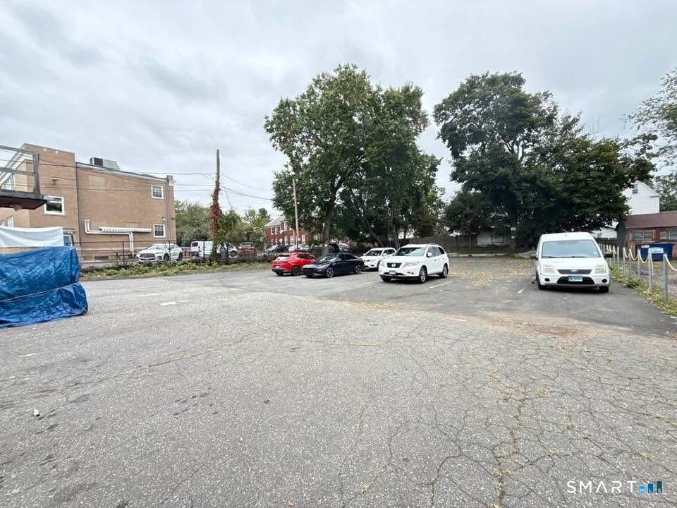625 Campbell Avenue Property Photo 3